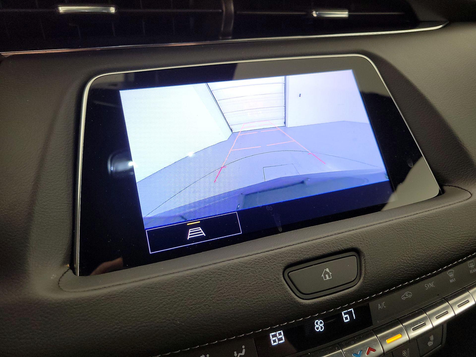 Thumbnail: 2023 Cadillac XT4 - 14