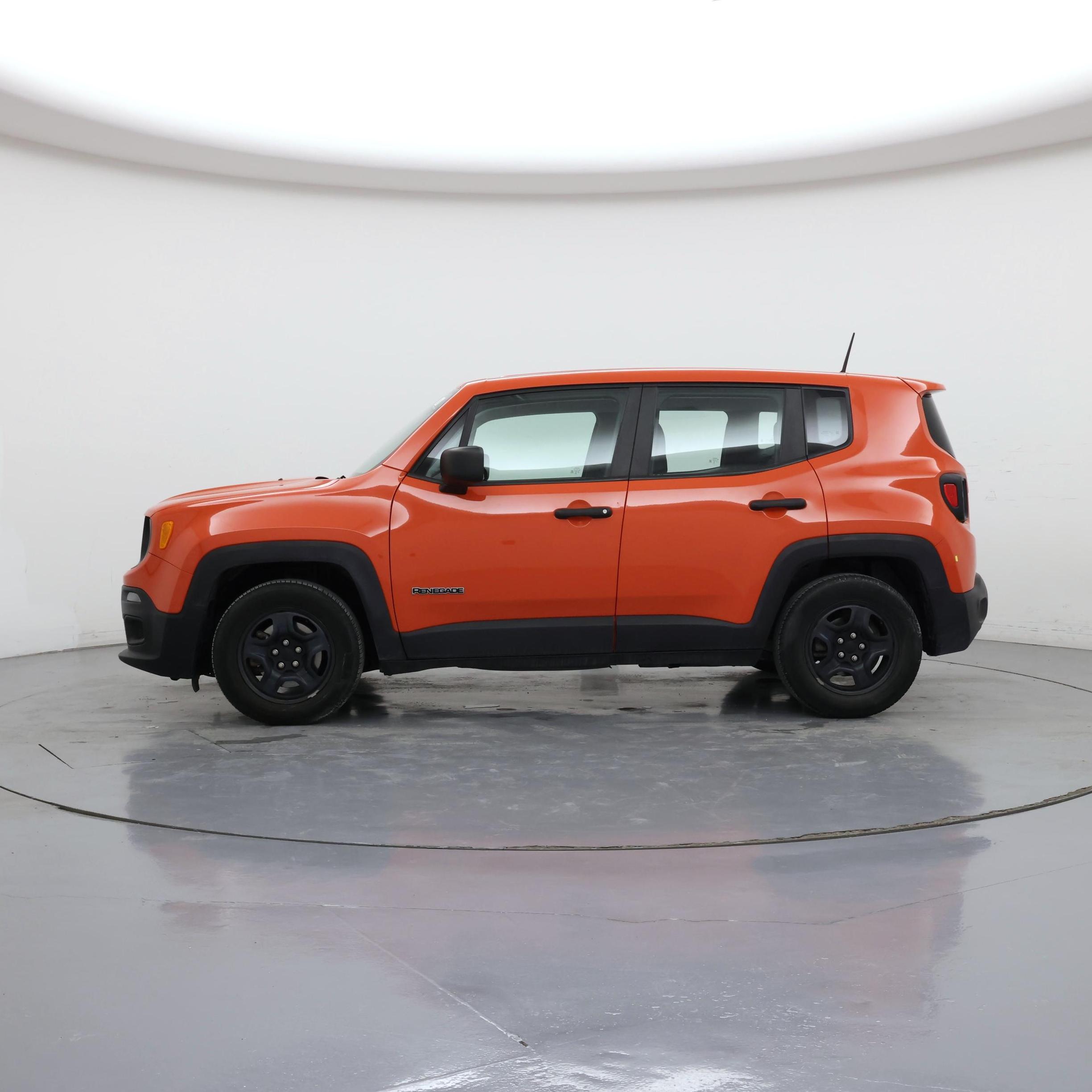 Thumbnail: 2018 Jeep Renegade - 3