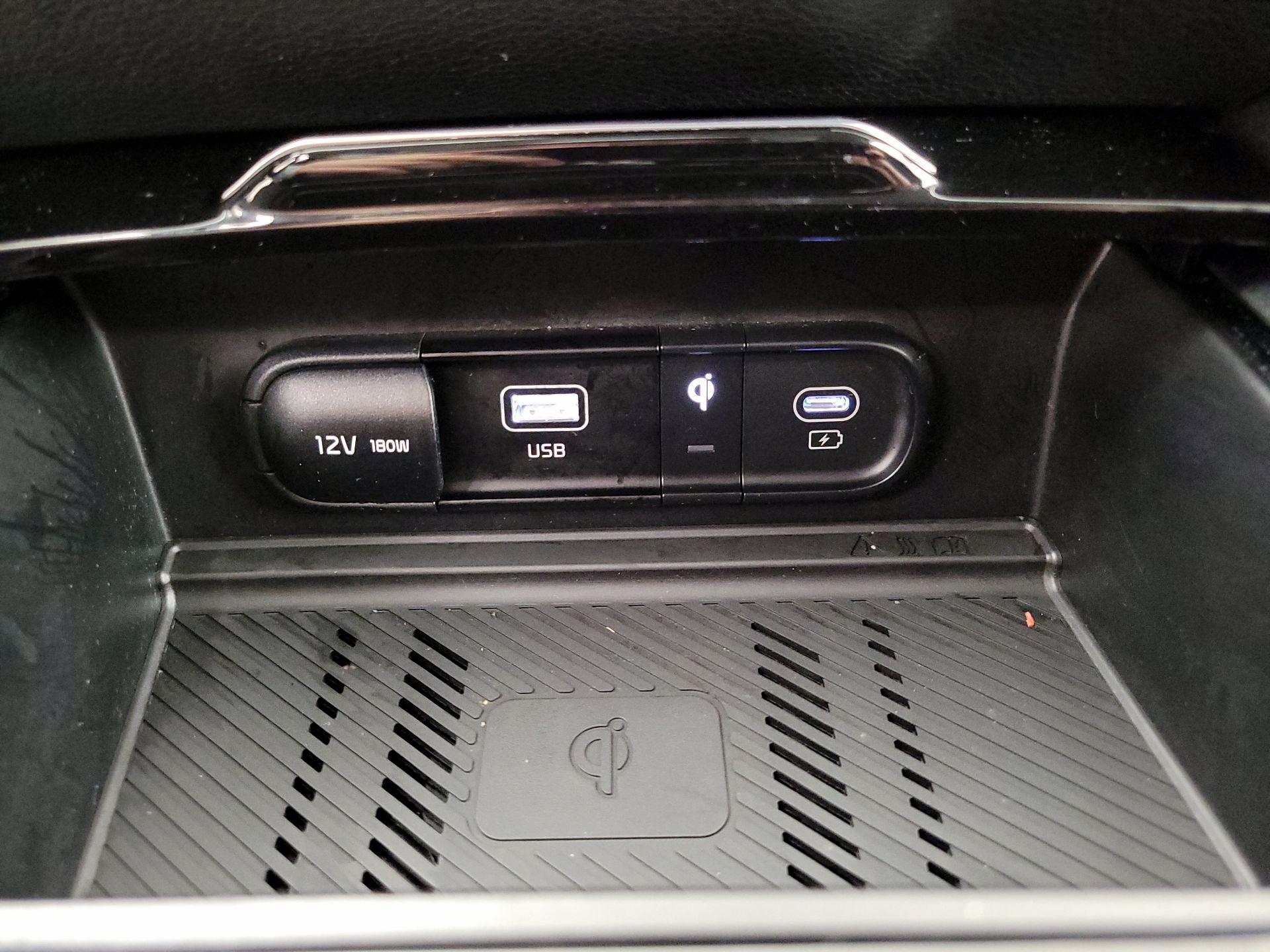 Thumbnail: 2023 Kia Sportage - 19