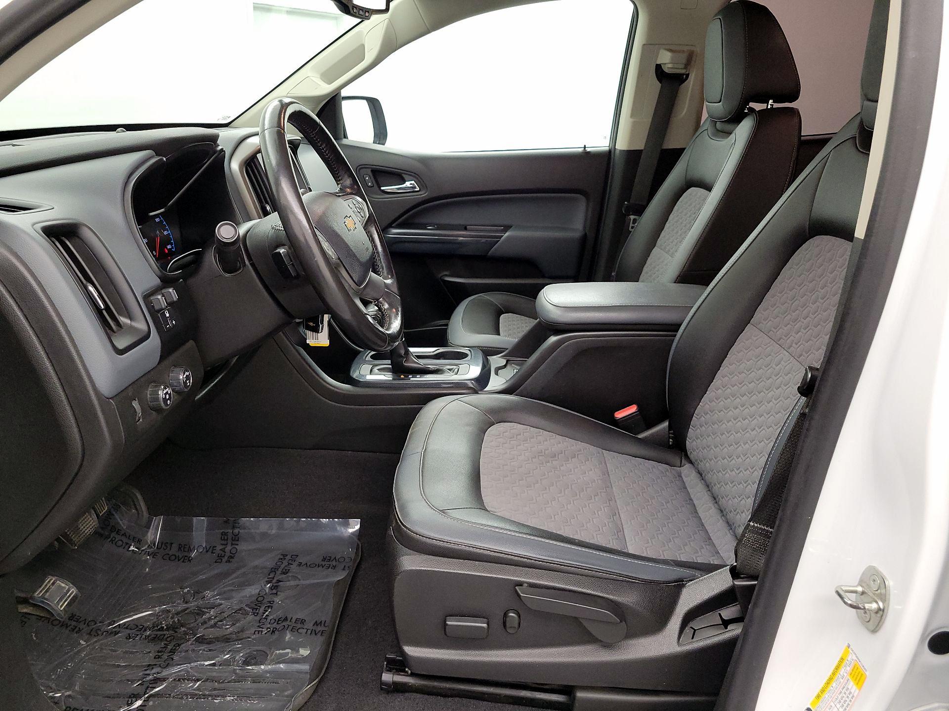 Thumbnail: 2019 Chevrolet Colorado - 11