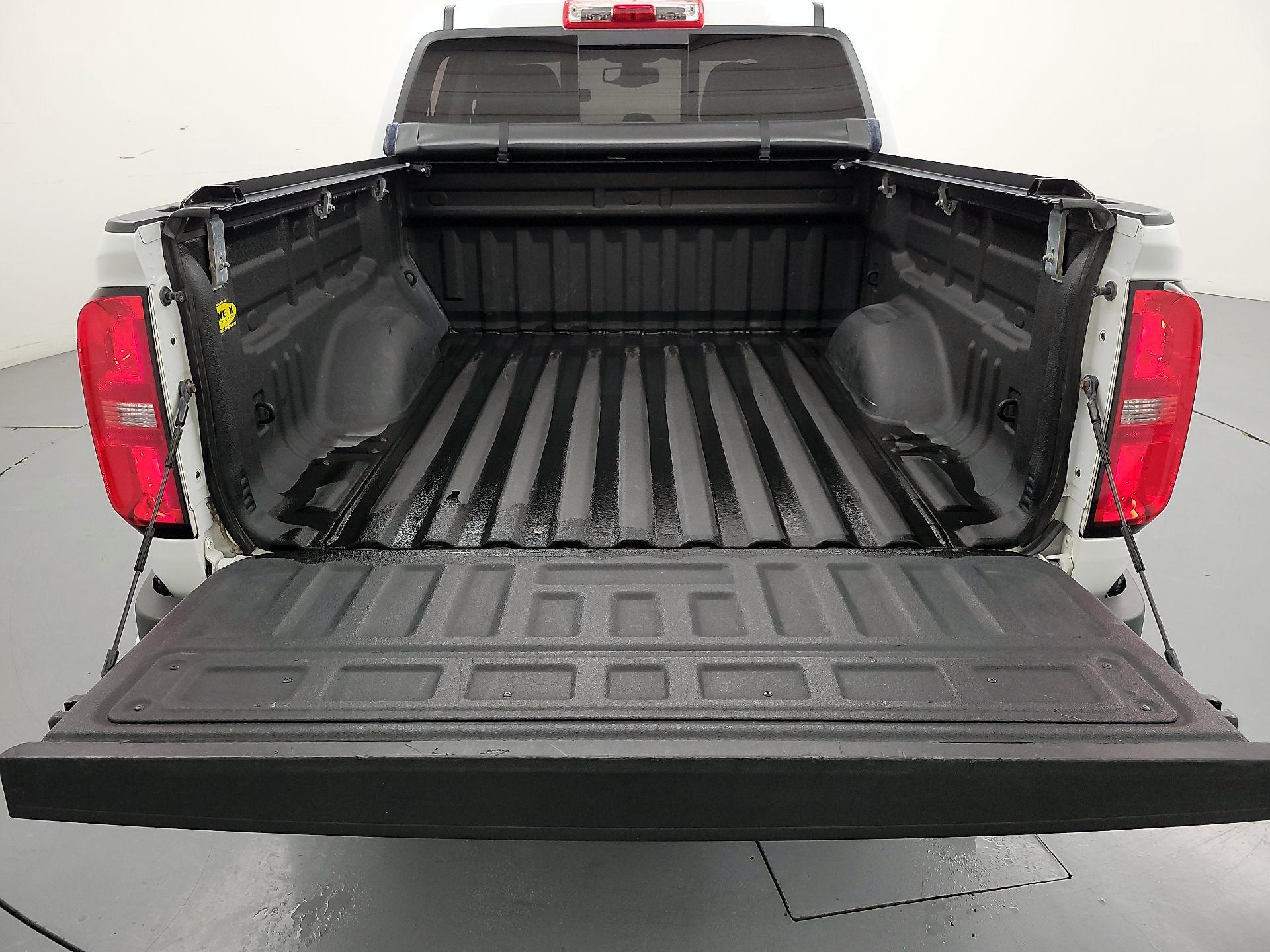 Thumbnail: 2019 Chevrolet Colorado - 20