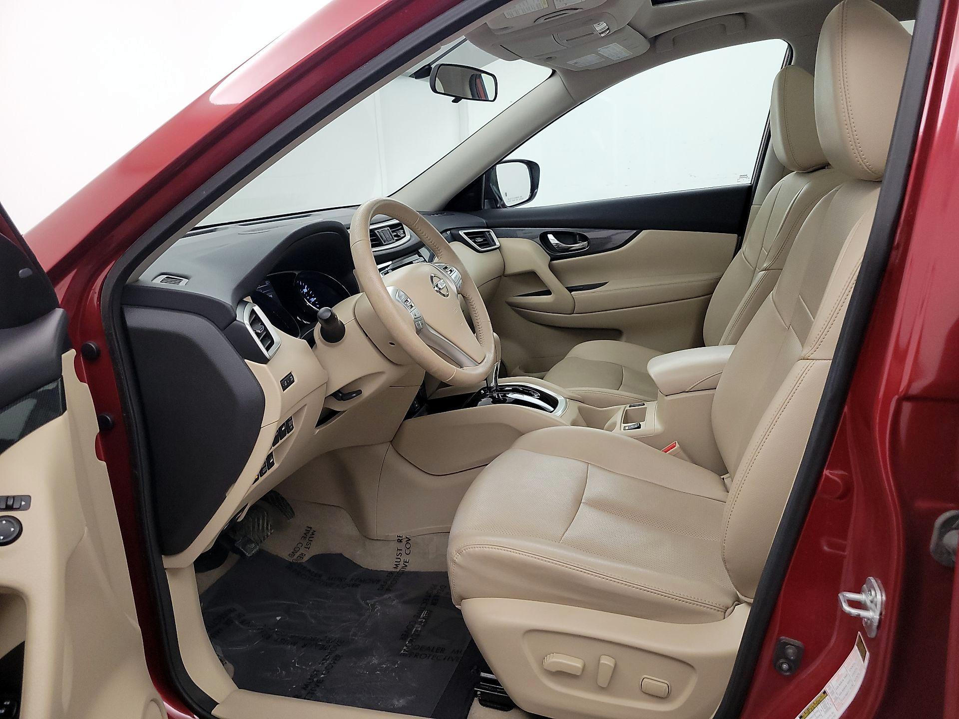 Thumbnail: 2015 Nissan Rogue - 11