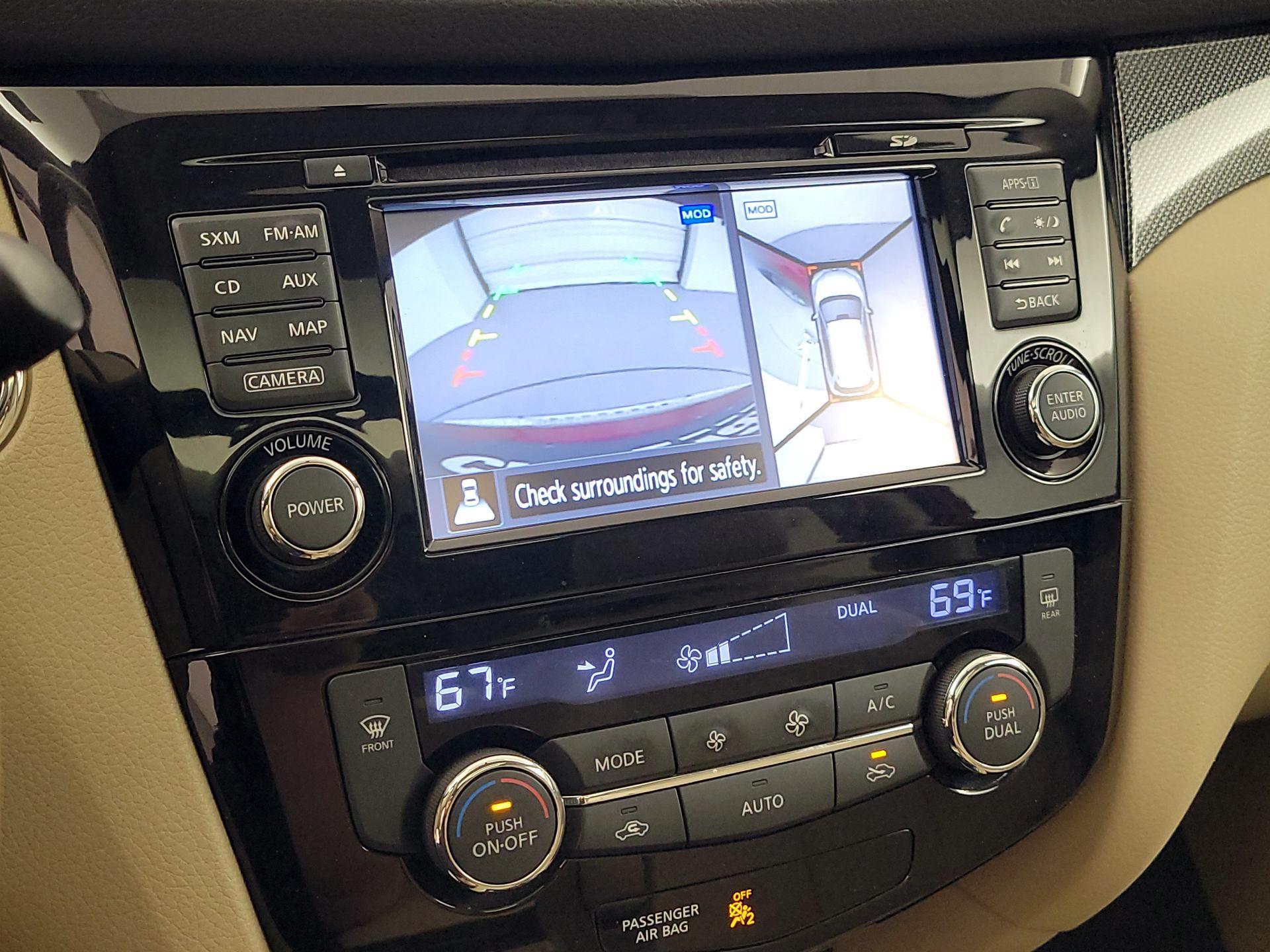 Thumbnail: 2015 Nissan Rogue - 15