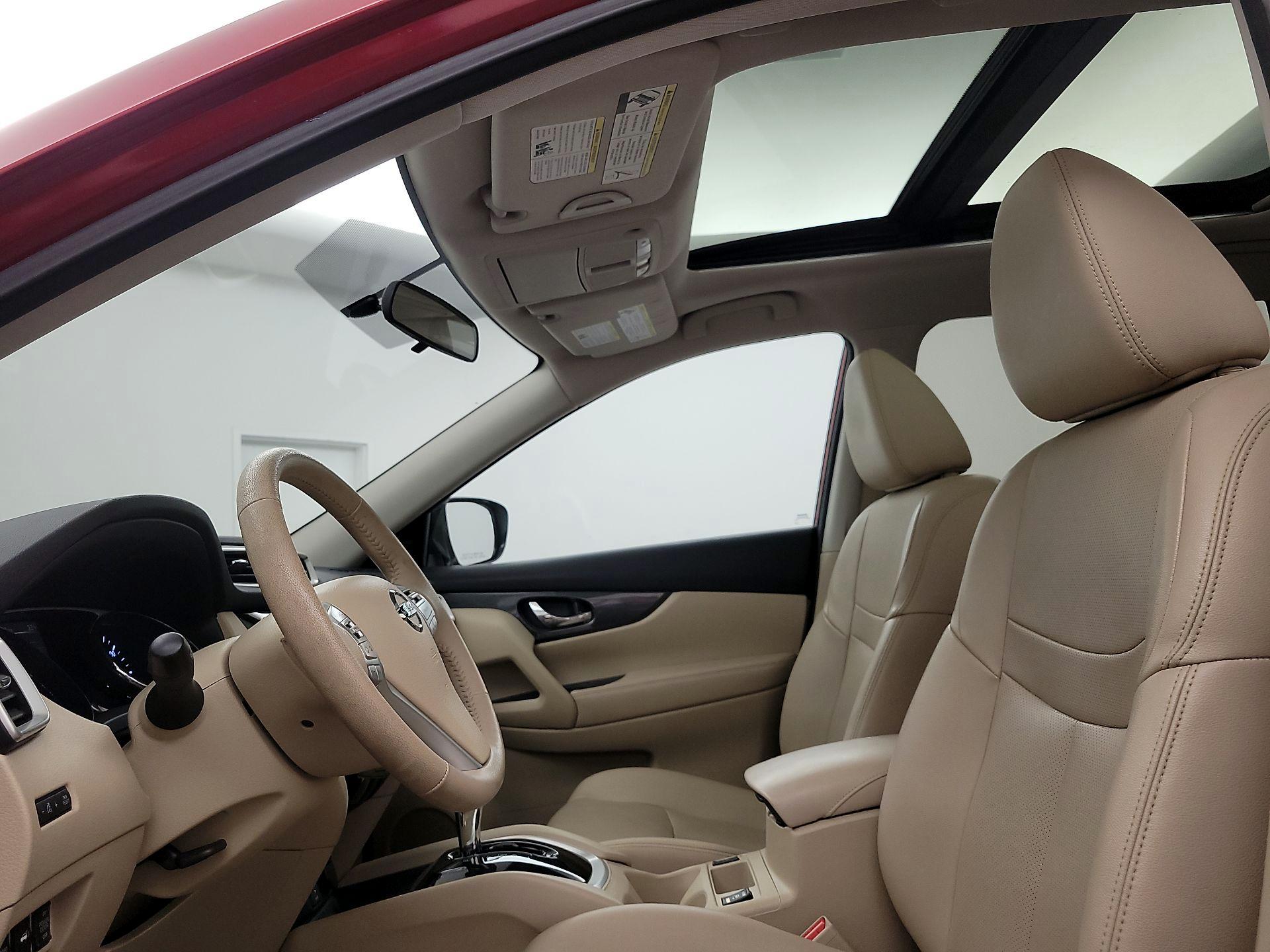 Thumbnail: 2015 Nissan Rogue - 20