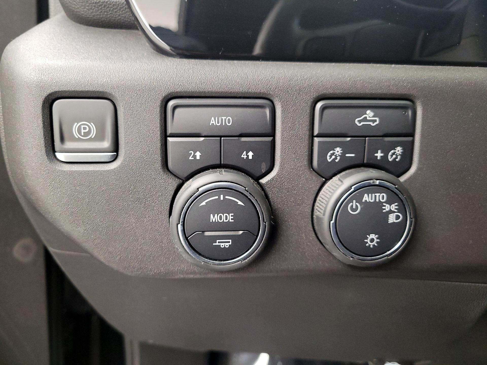 Thumbnail: 2023 Chevrolet Silverado 1500 - 13