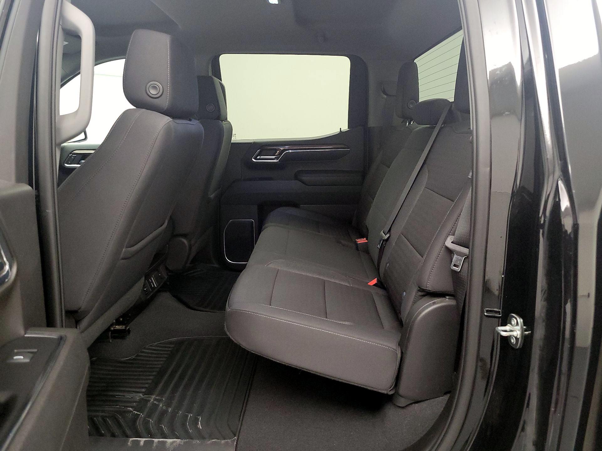 Thumbnail: 2023 Chevrolet Silverado 1500 - 20