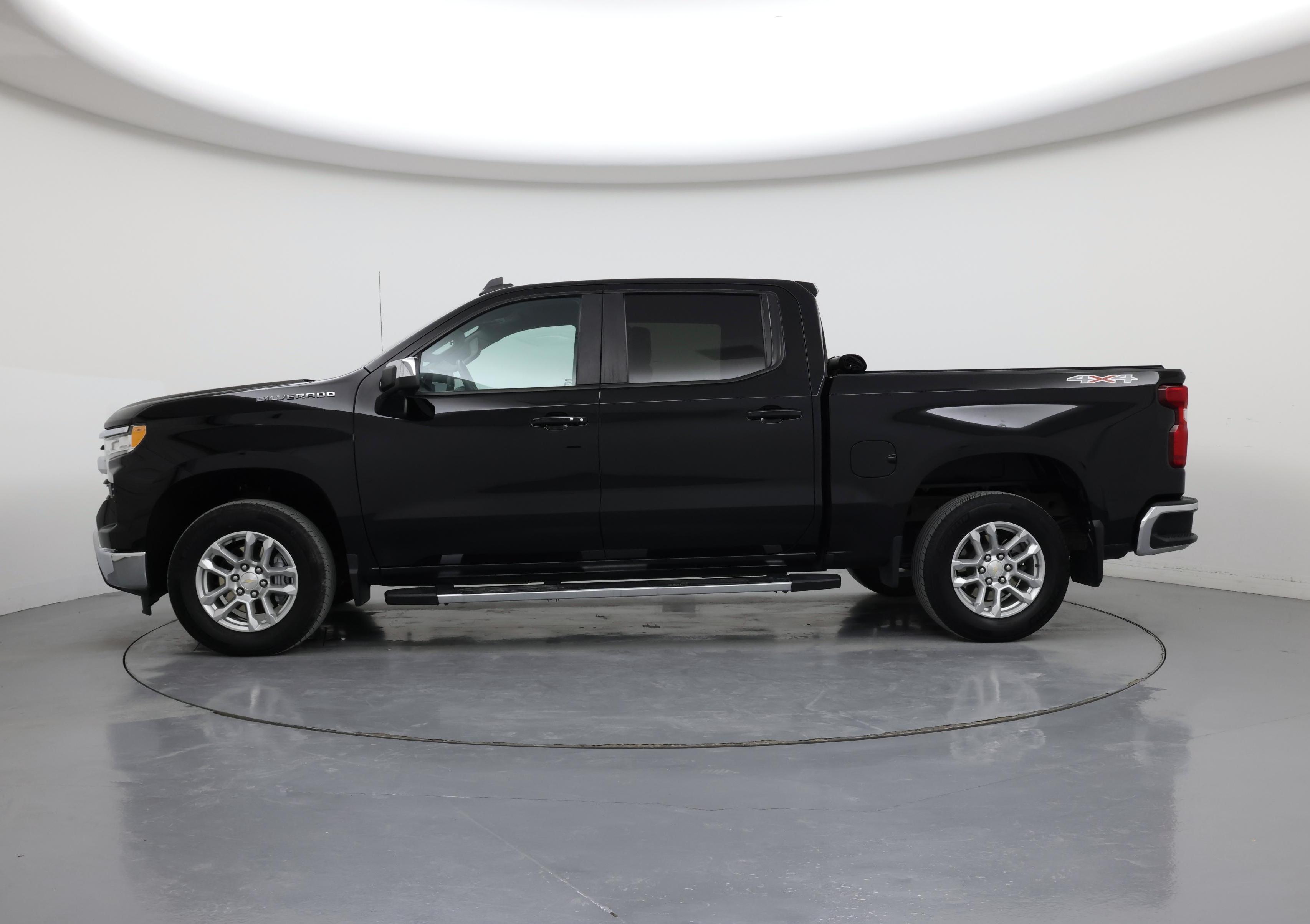 Thumbnail: 2023 Chevrolet Silverado 1500 - 3