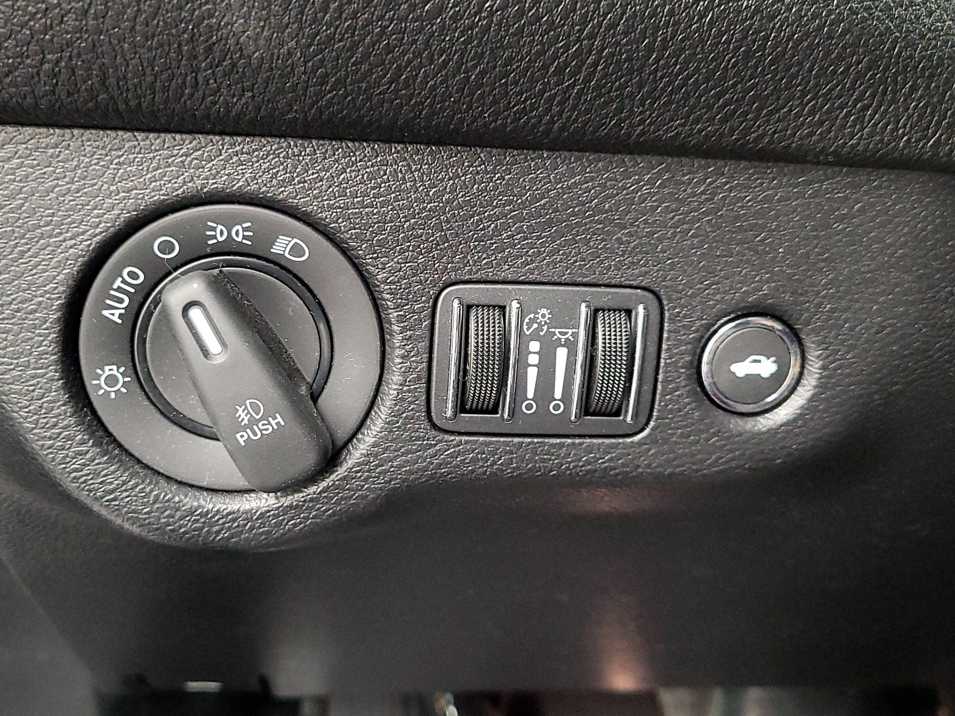 Thumbnail: 2021 Dodge Challenger - 13