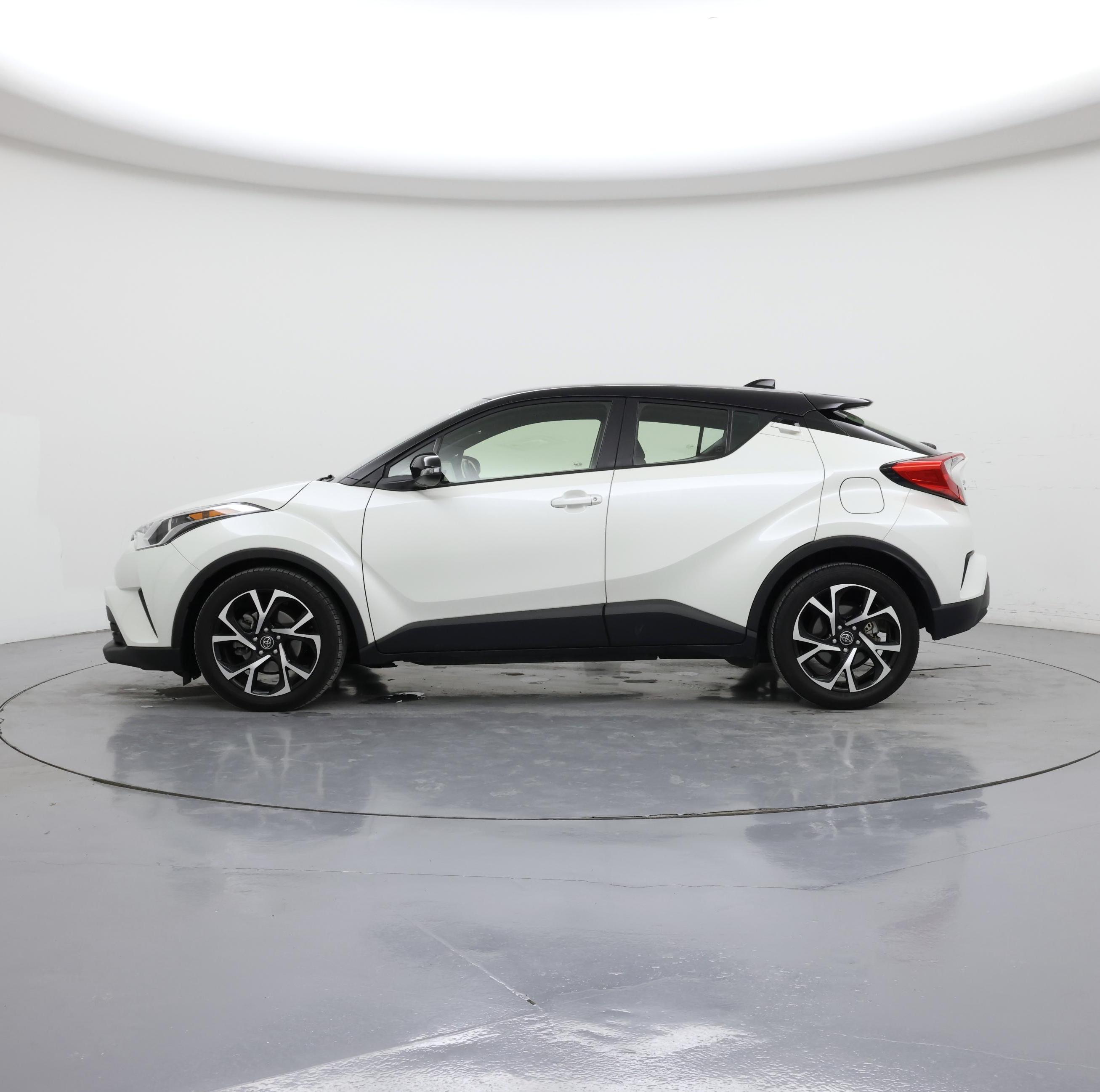 Thumbnail: 2019 Toyota C-HR - 3
