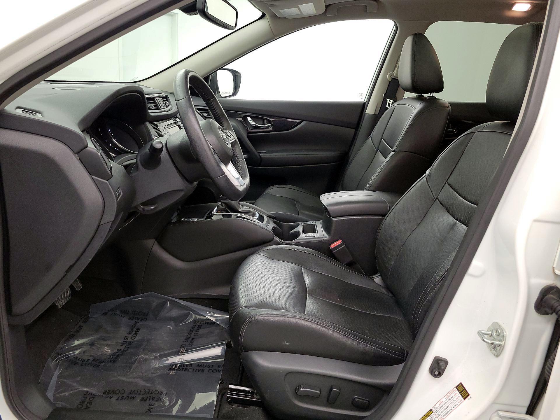 Thumbnail: 2020 Nissan Rogue - 11