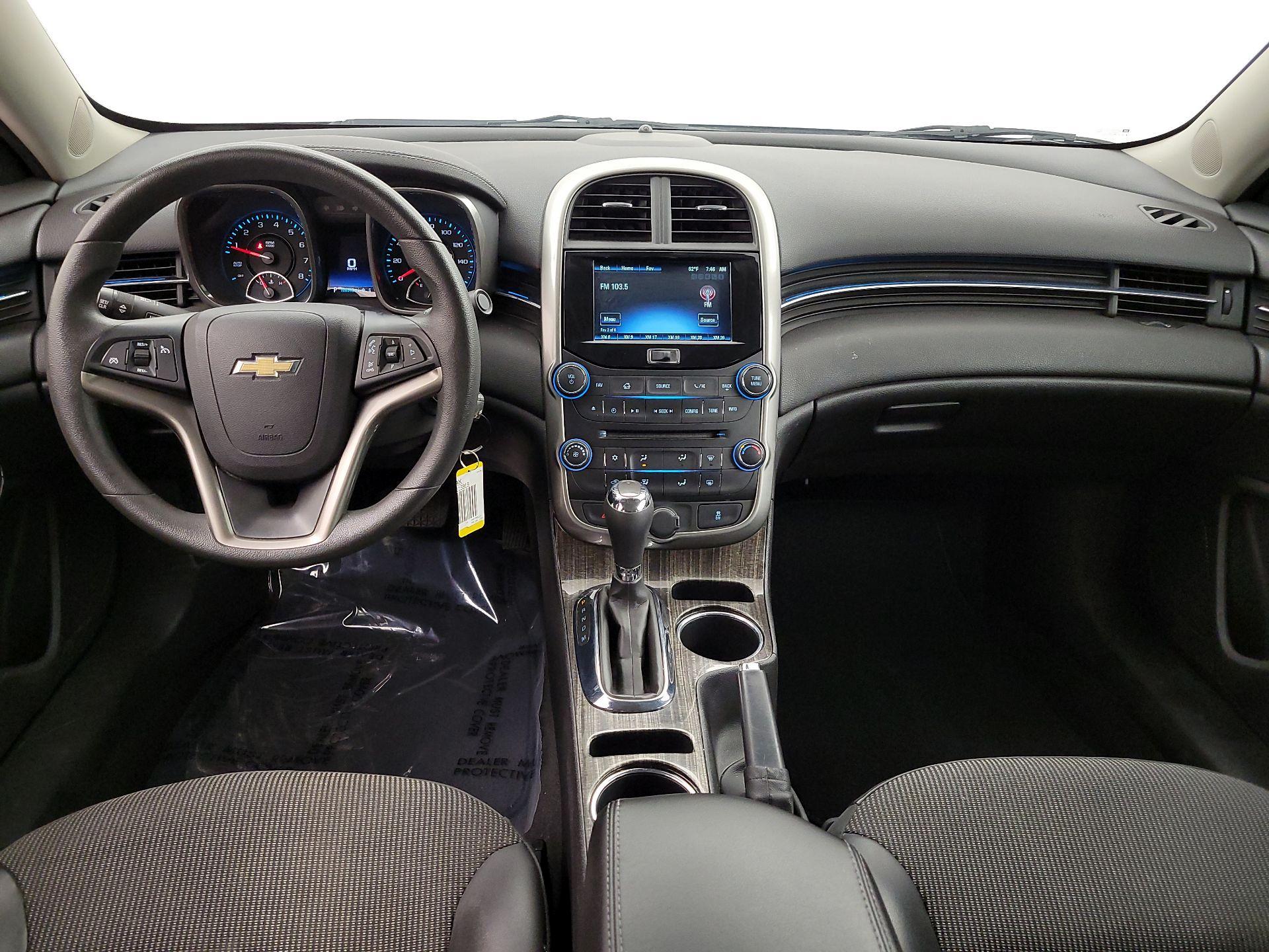 Thumbnail: 2016 Chevrolet Malibu - 9