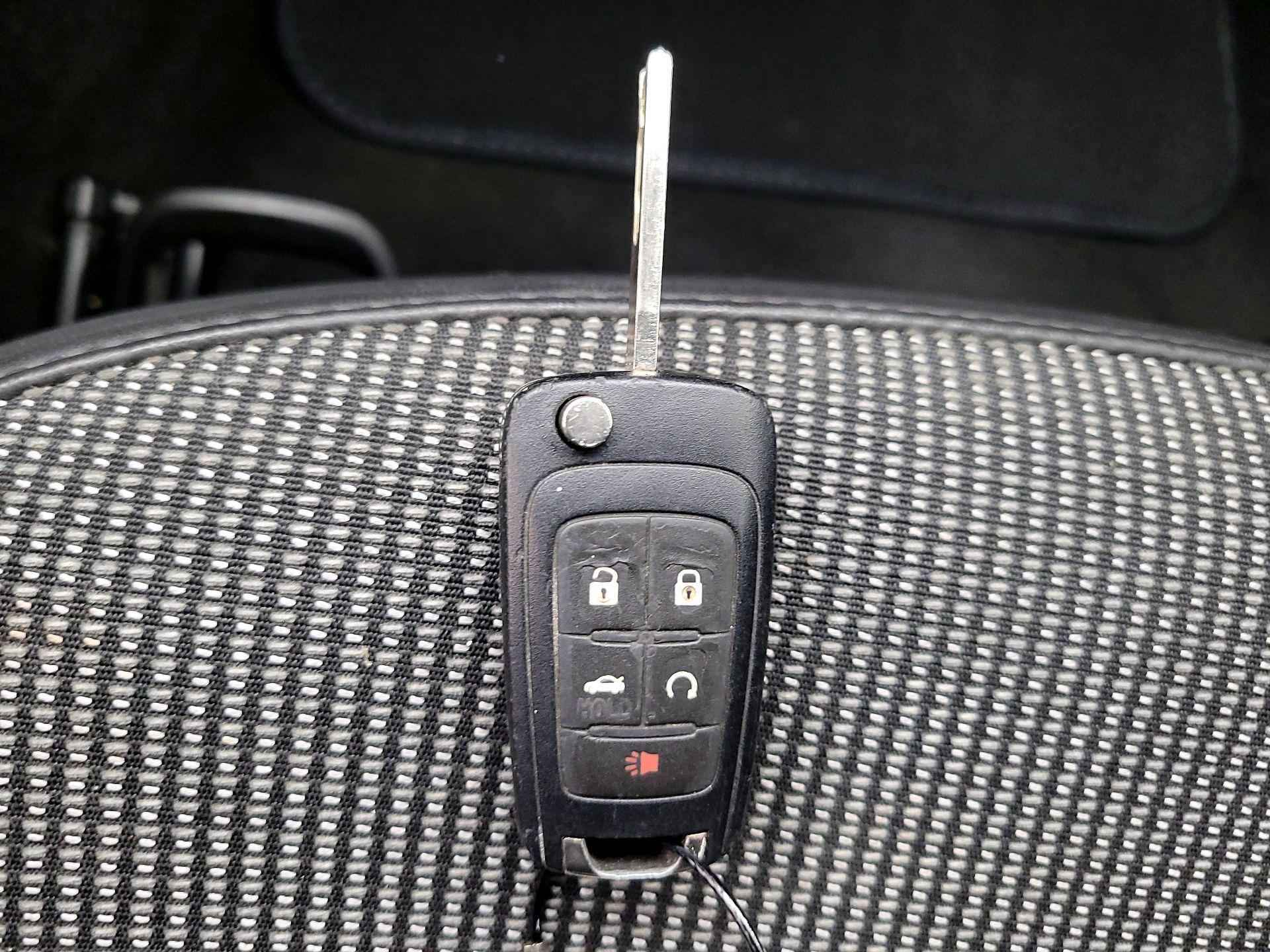 Thumbnail: 2016 Chevrolet Malibu - 20