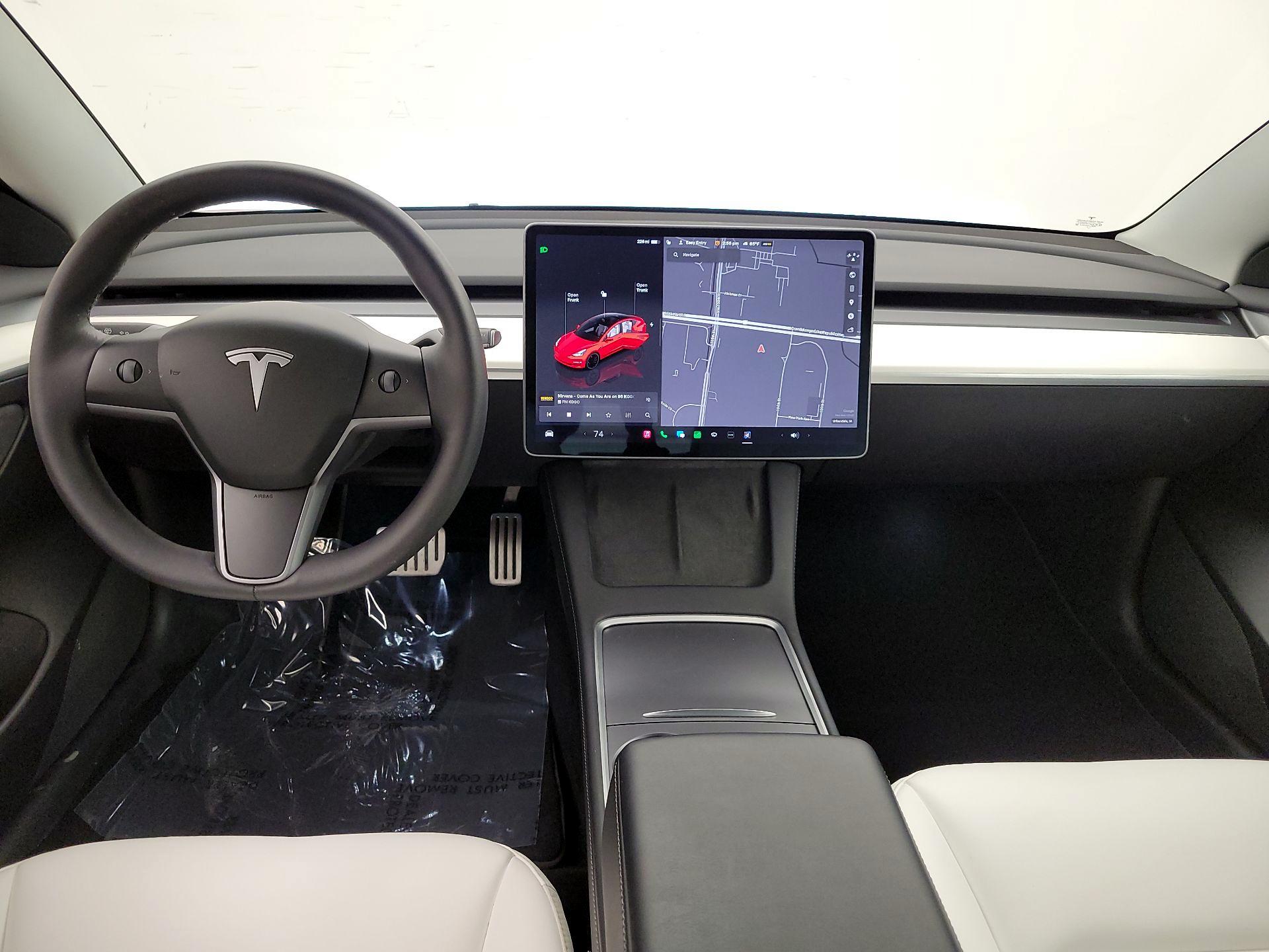 Thumbnail: 2022 Tesla Model 3 - 9