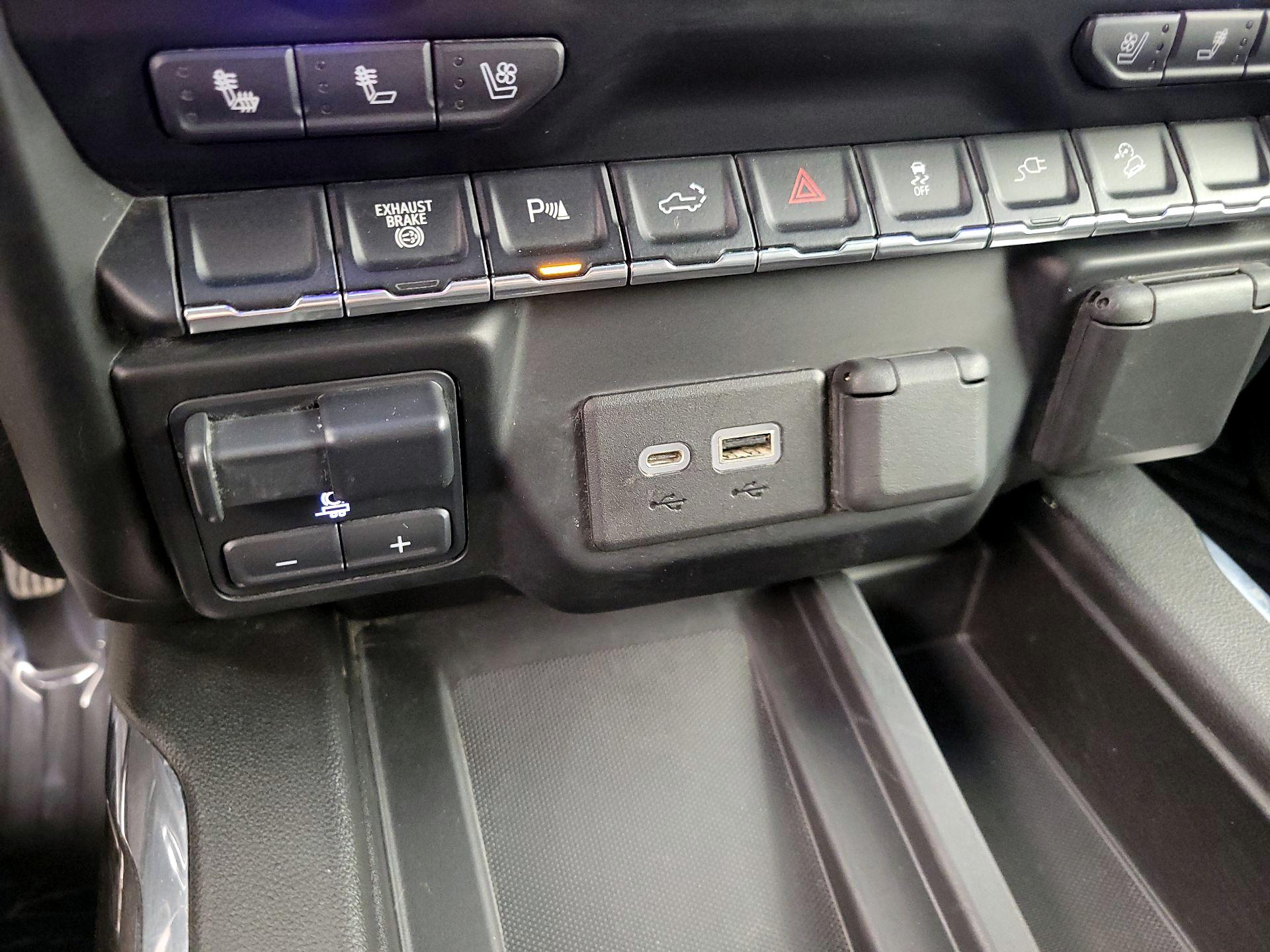 Thumbnail: 2021 Chevrolet Silverado 2500 - 19