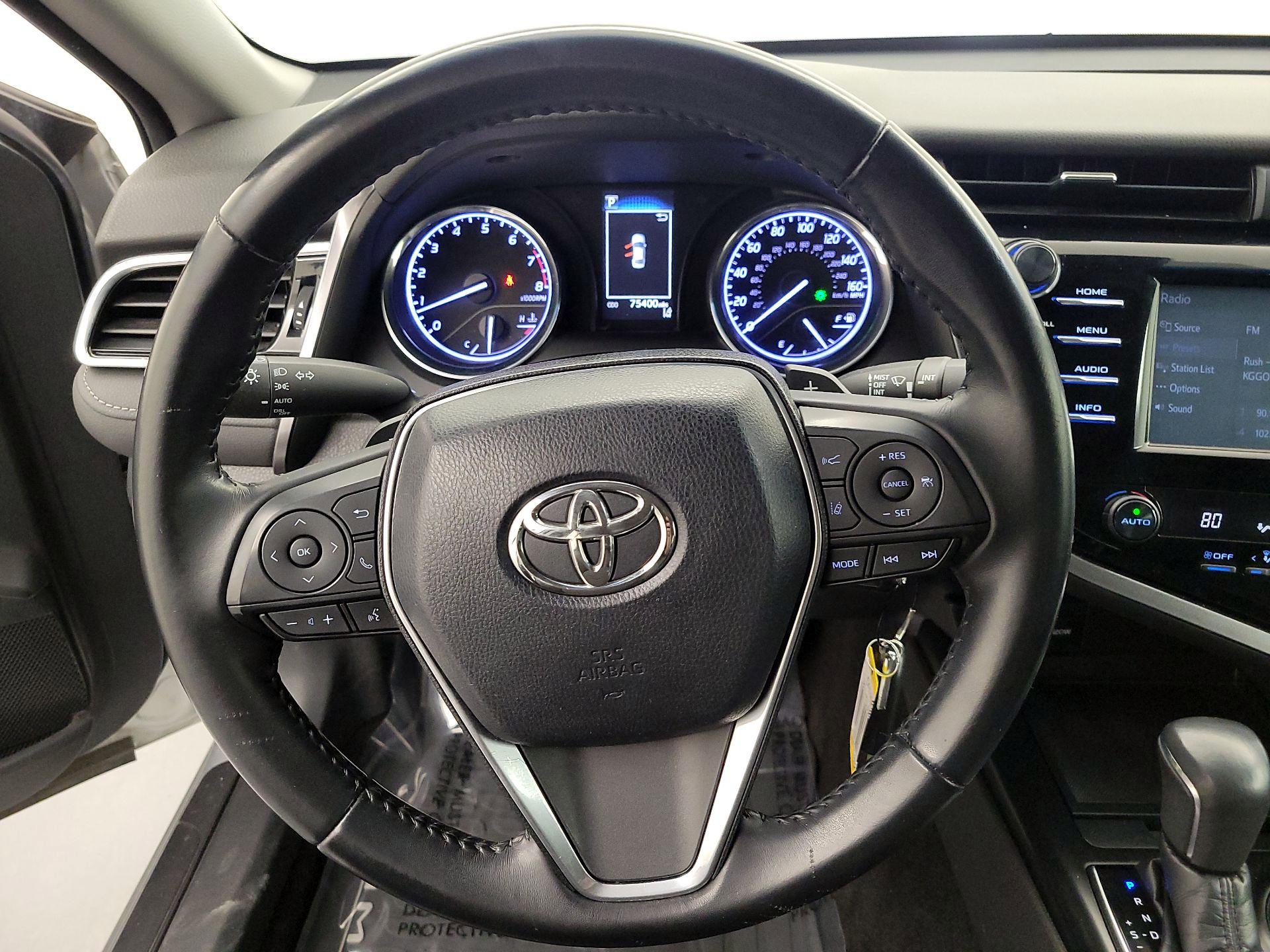 Thumbnail: 2018 Toyota Camry - 10