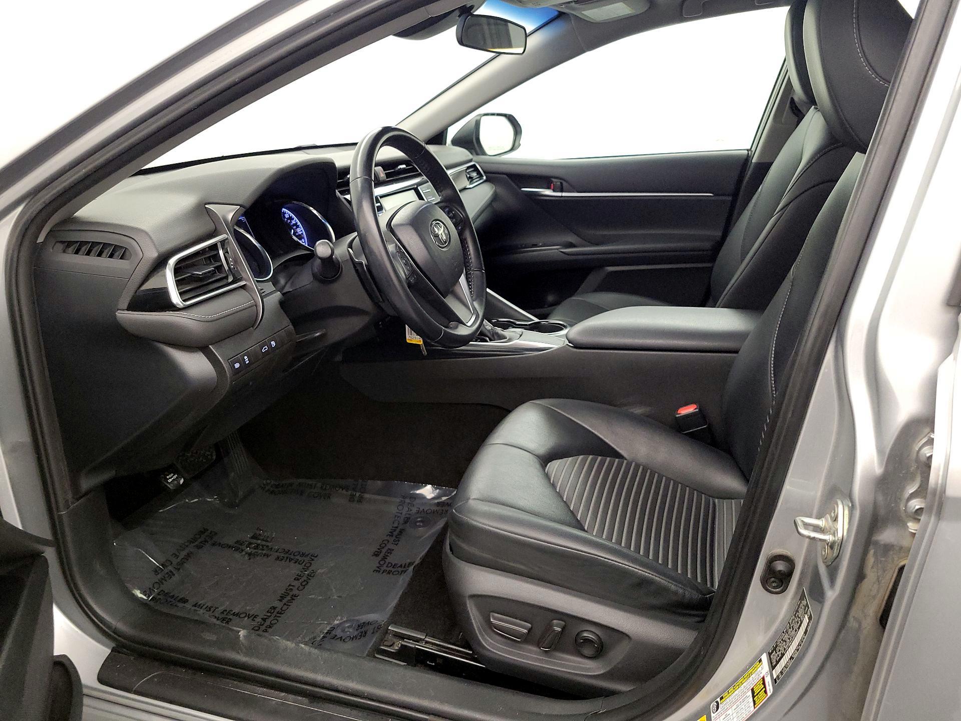 Thumbnail: 2018 Toyota Camry - 11