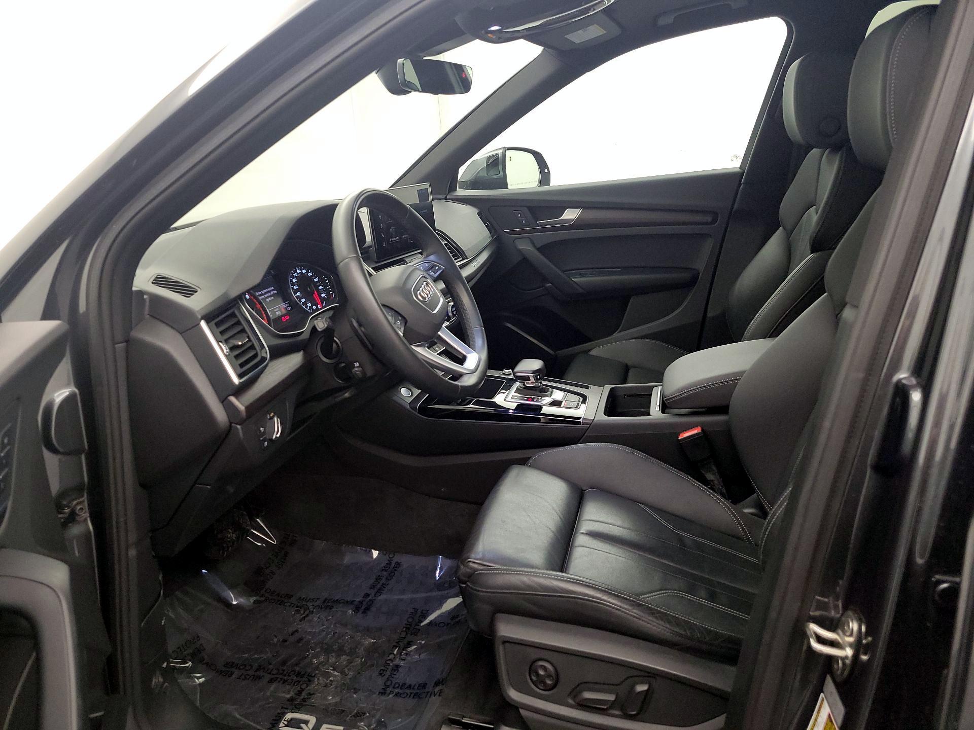 Thumbnail: 2021 Audi Q5 - 11