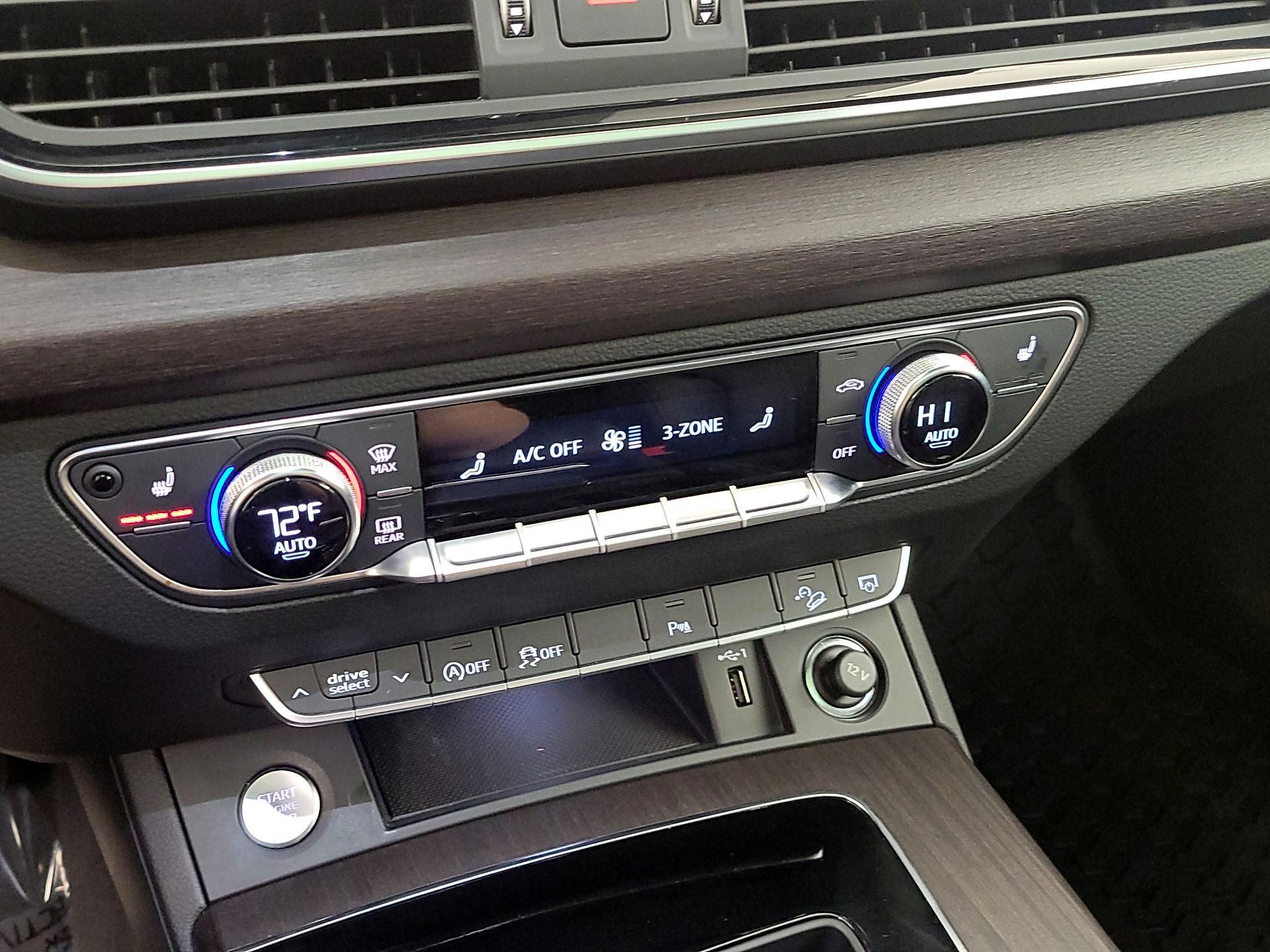 Thumbnail: 2021 Audi Q5 - 16