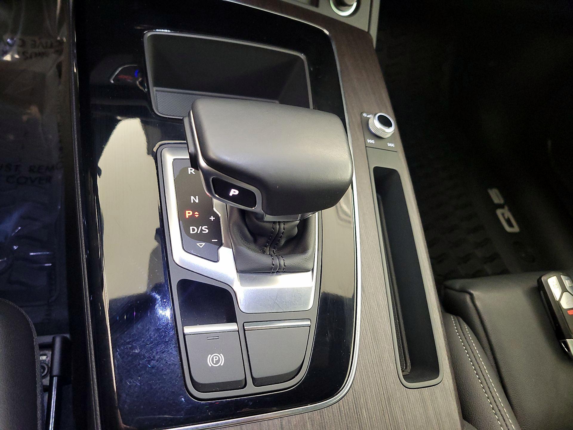 Thumbnail: 2021 Audi Q5 - 17