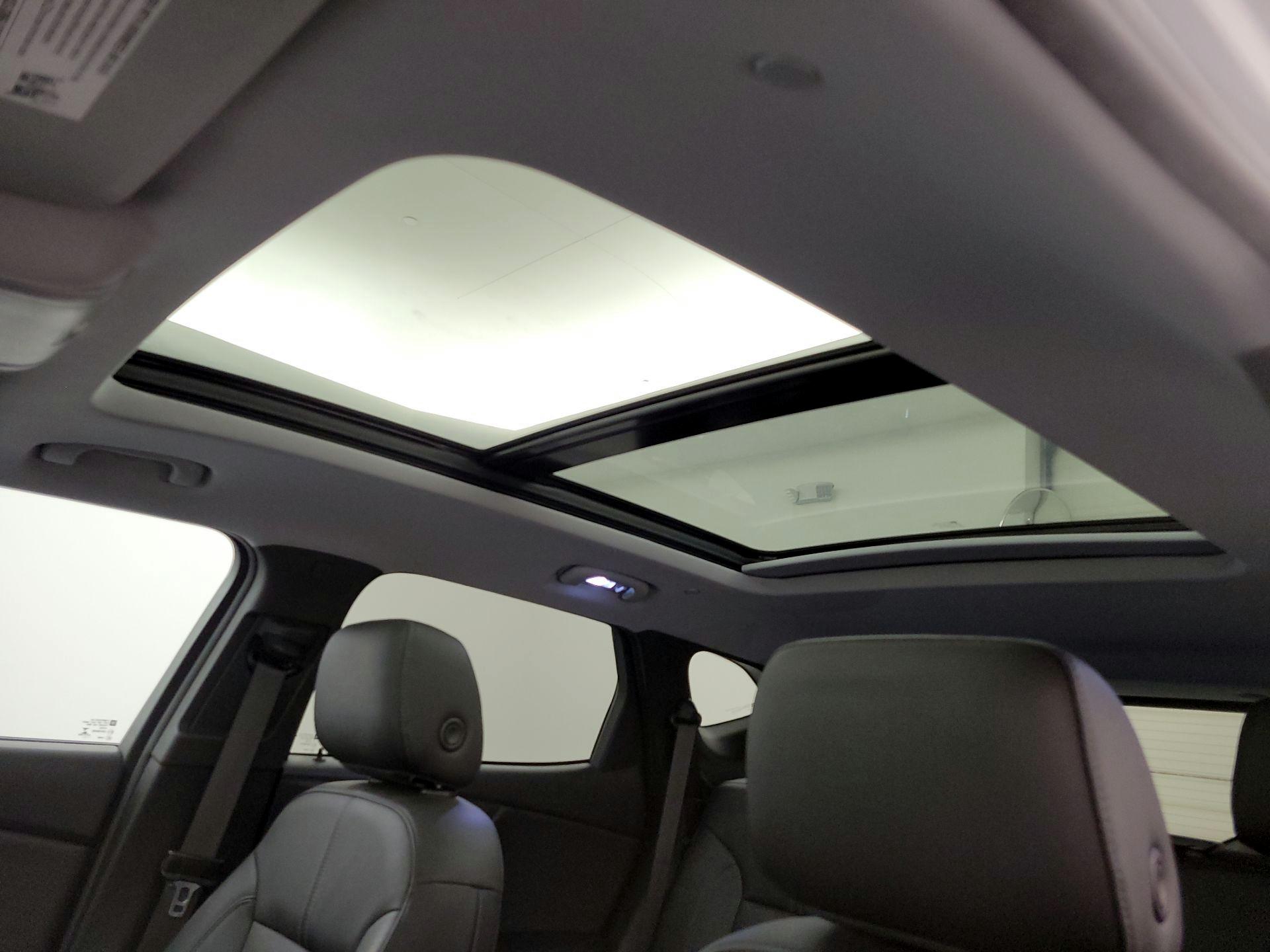 Thumbnail: 2021 Chevrolet Blazer - 19