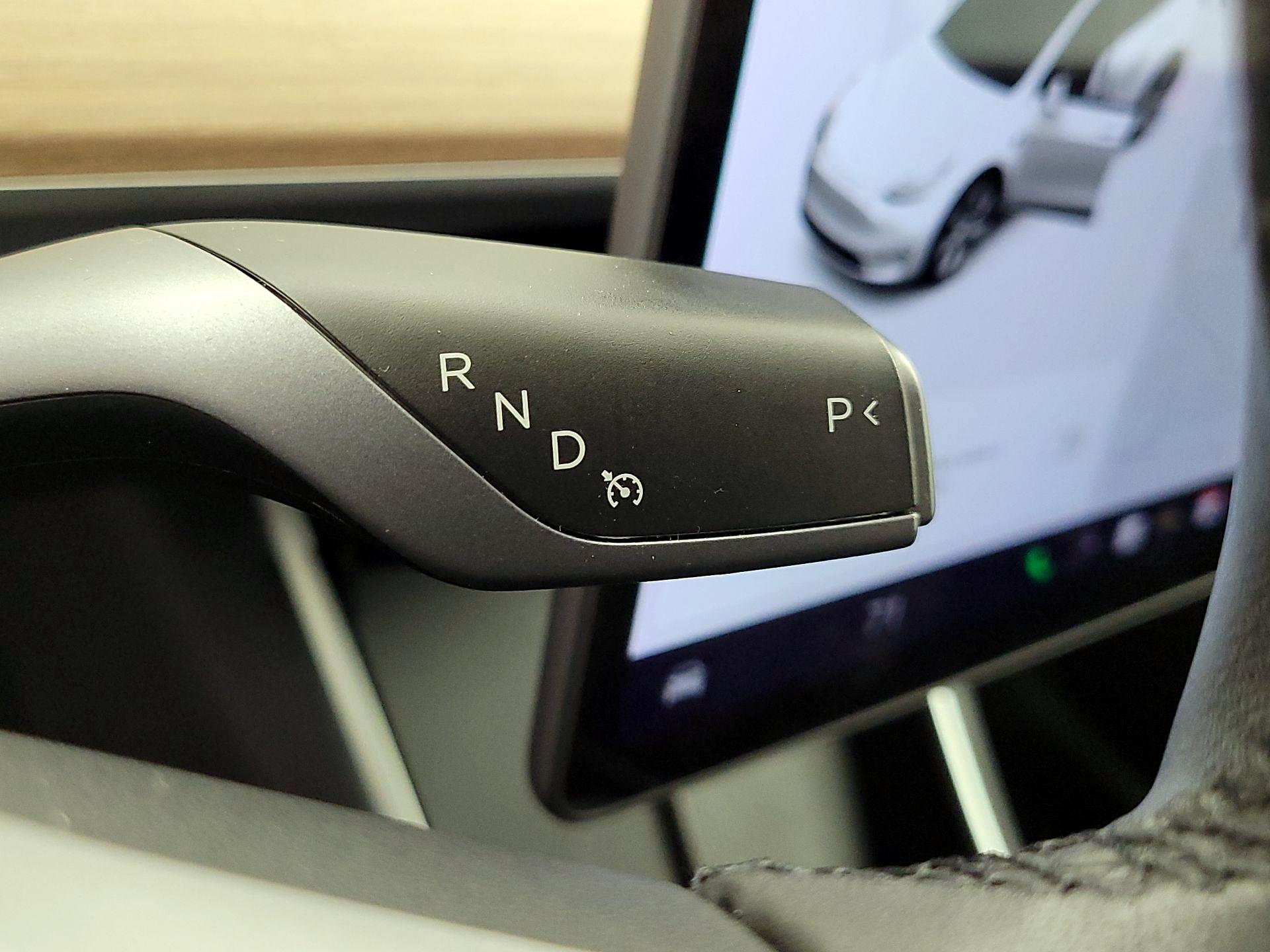 Thumbnail: 2020 Tesla Model Y - 17