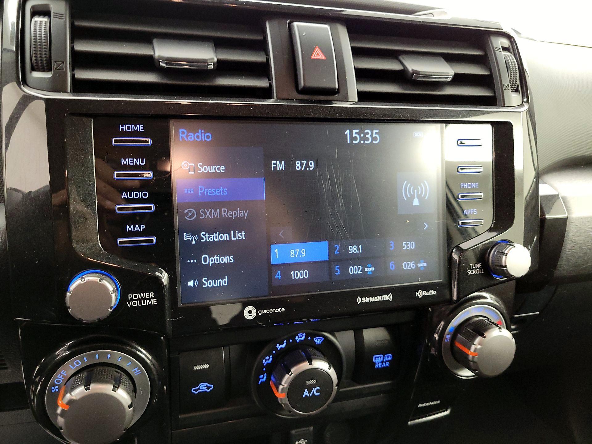 Thumbnail: 2021 Toyota 4Runner - 15