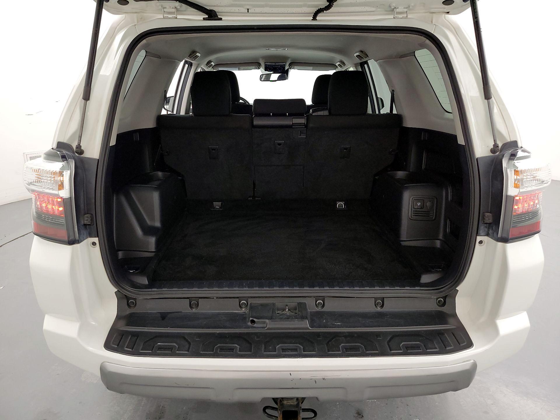 Thumbnail: 2021 Toyota 4Runner - 20