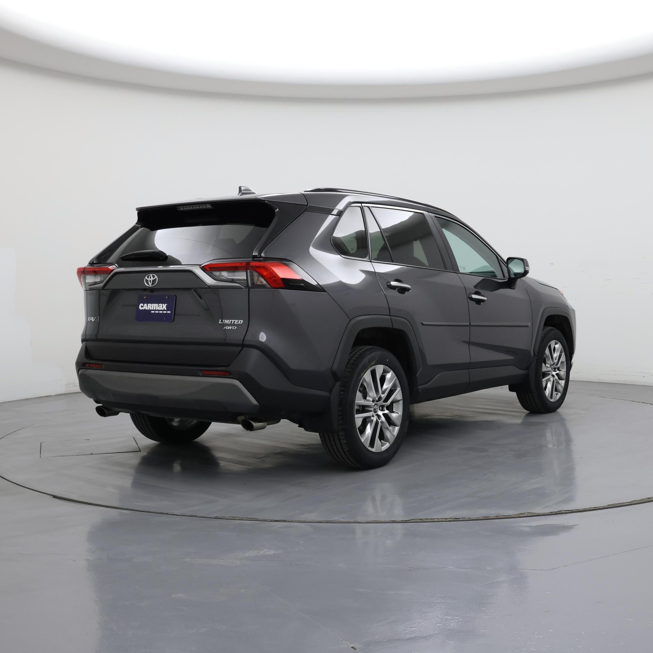 Thumbnail: 2020 Toyota RAV4 - 8