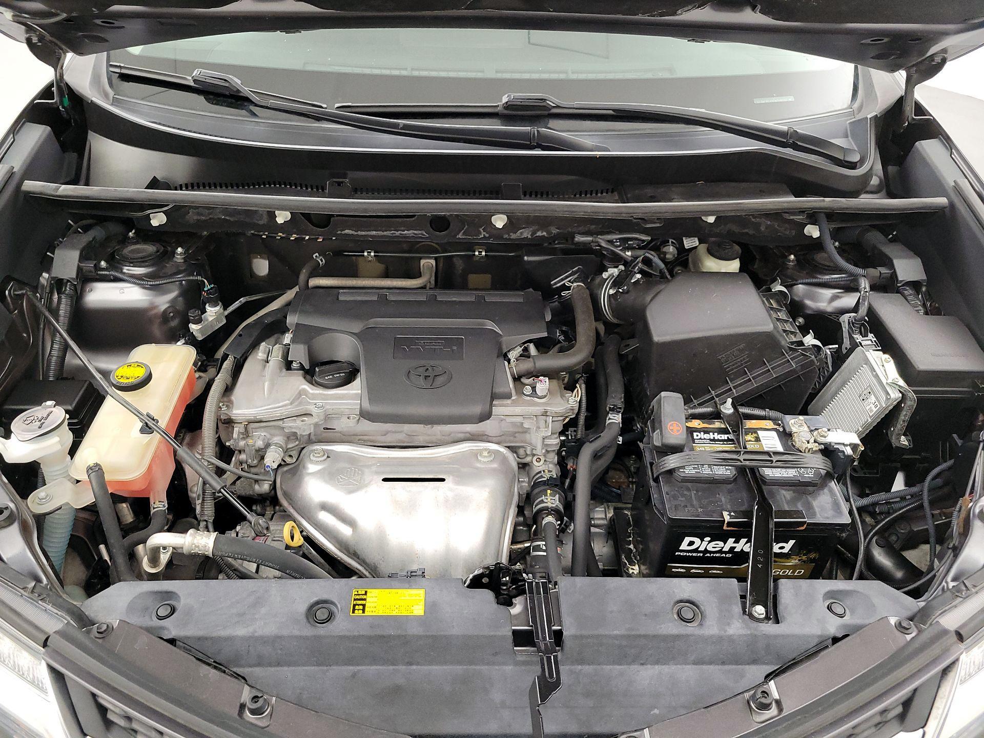 Thumbnail: 2015 Toyota RAV4 - 20