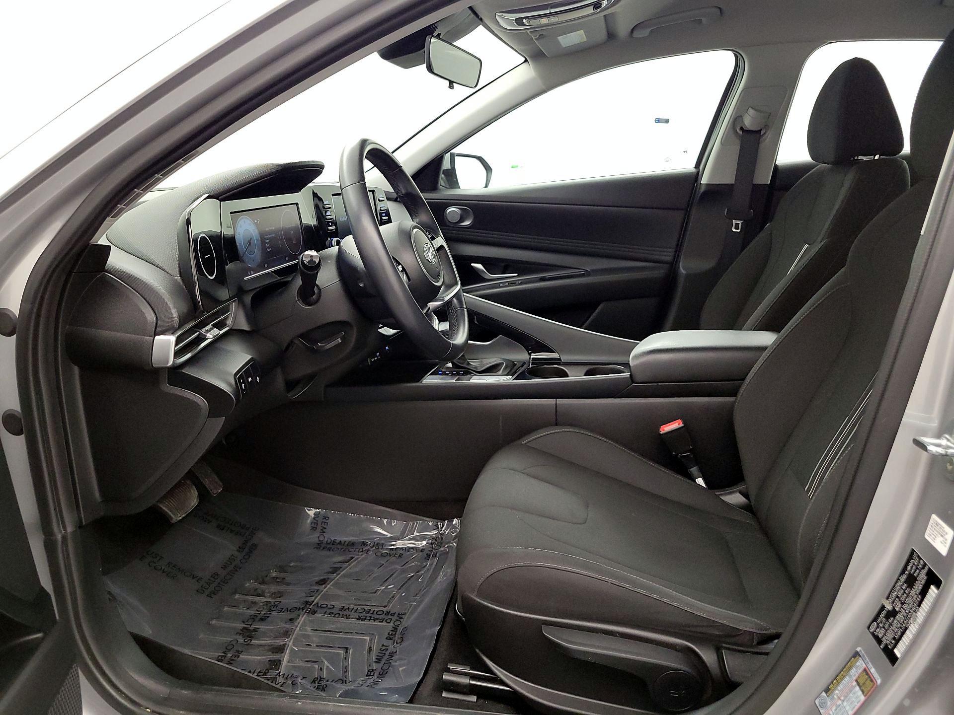 Thumbnail: 2021 Hyundai Elantra - 11