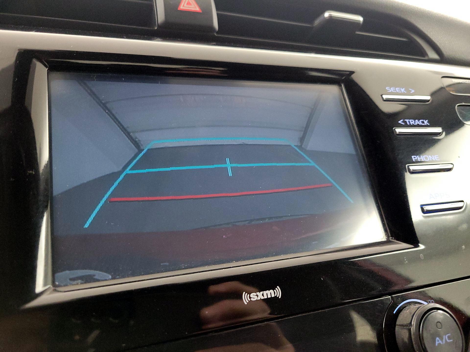 Thumbnail: 2020 Toyota Camry - 14