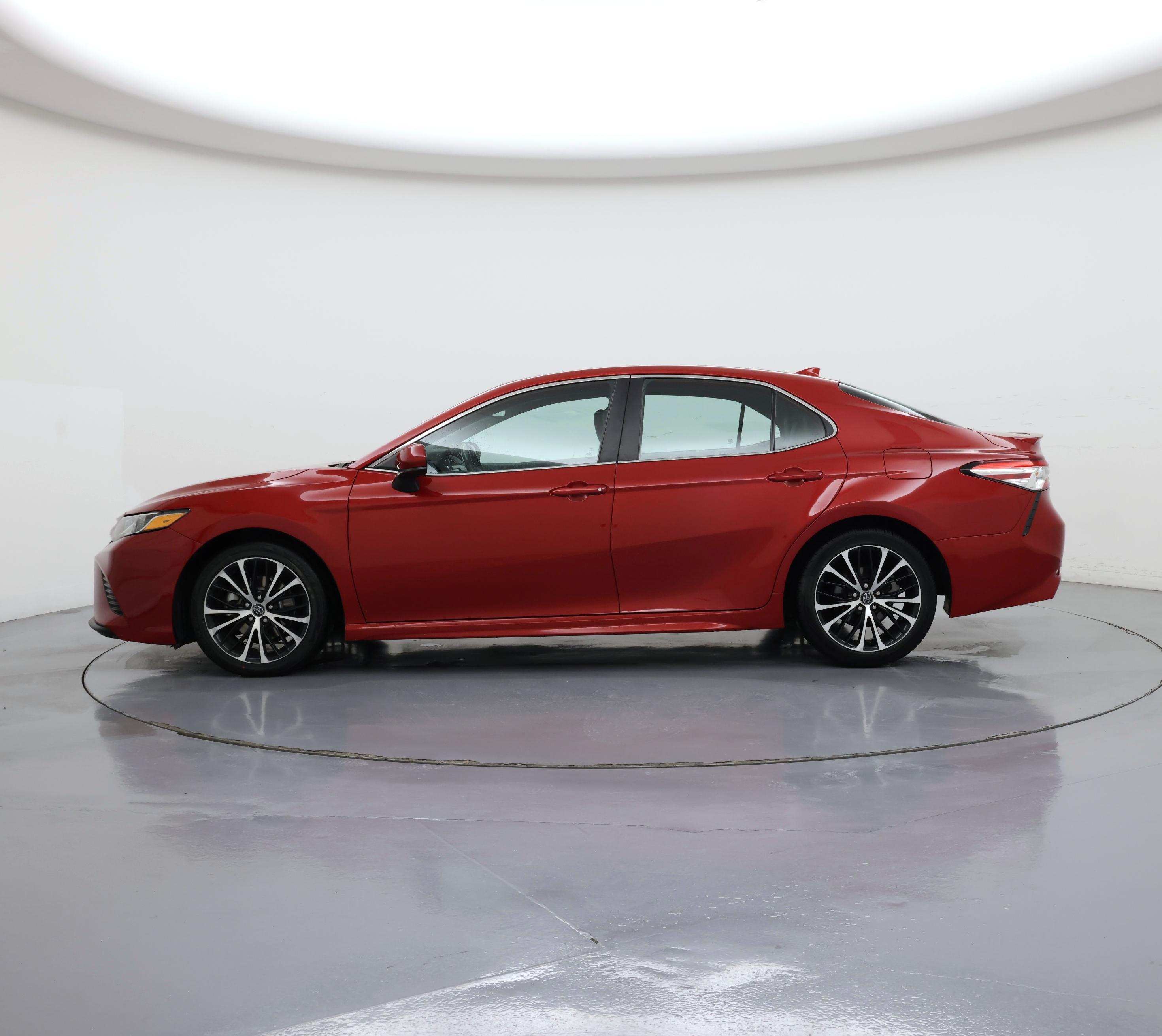 Thumbnail: 2020 Toyota Camry - 3
