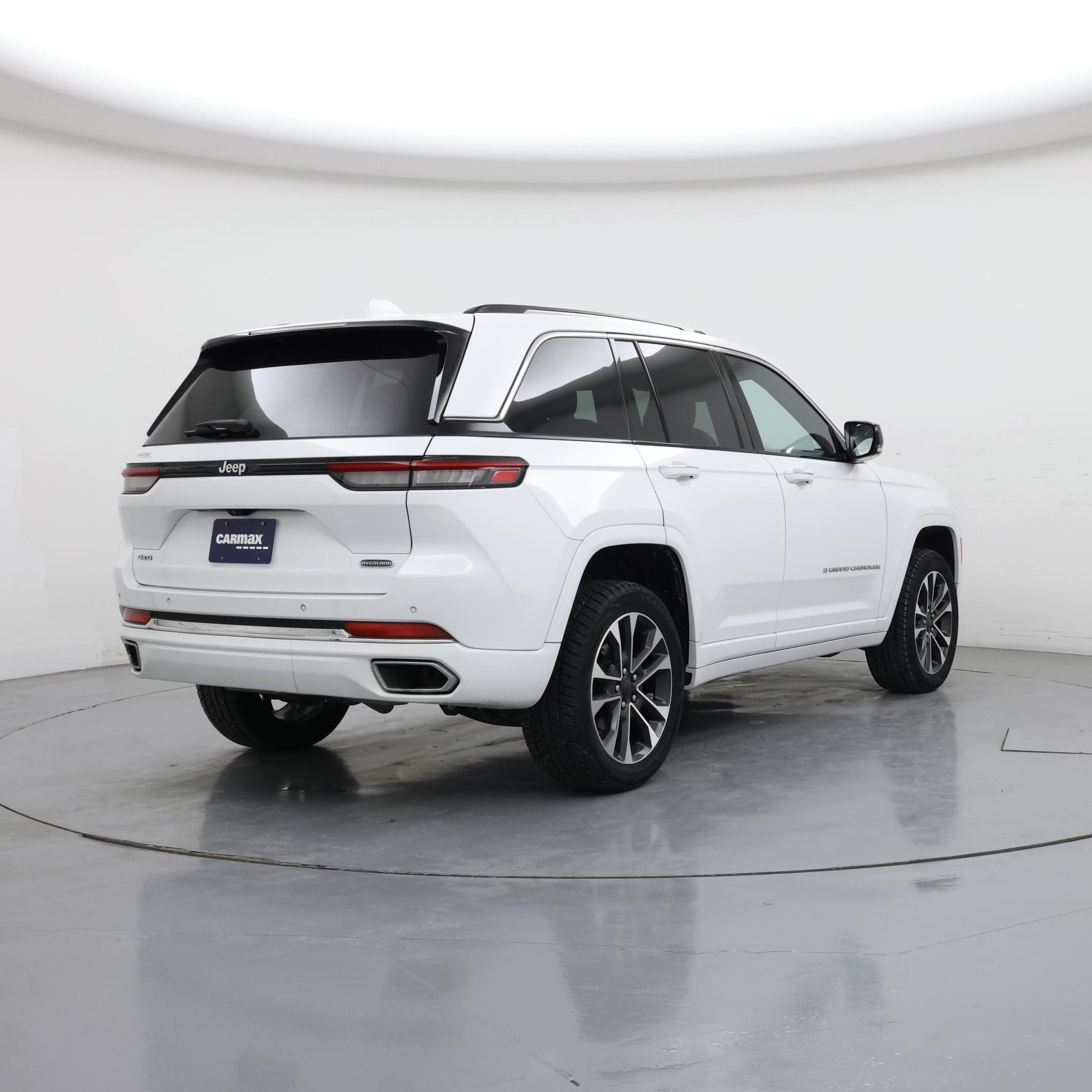 Thumbnail: 2022 Jeep Grand Cherokee - 8
