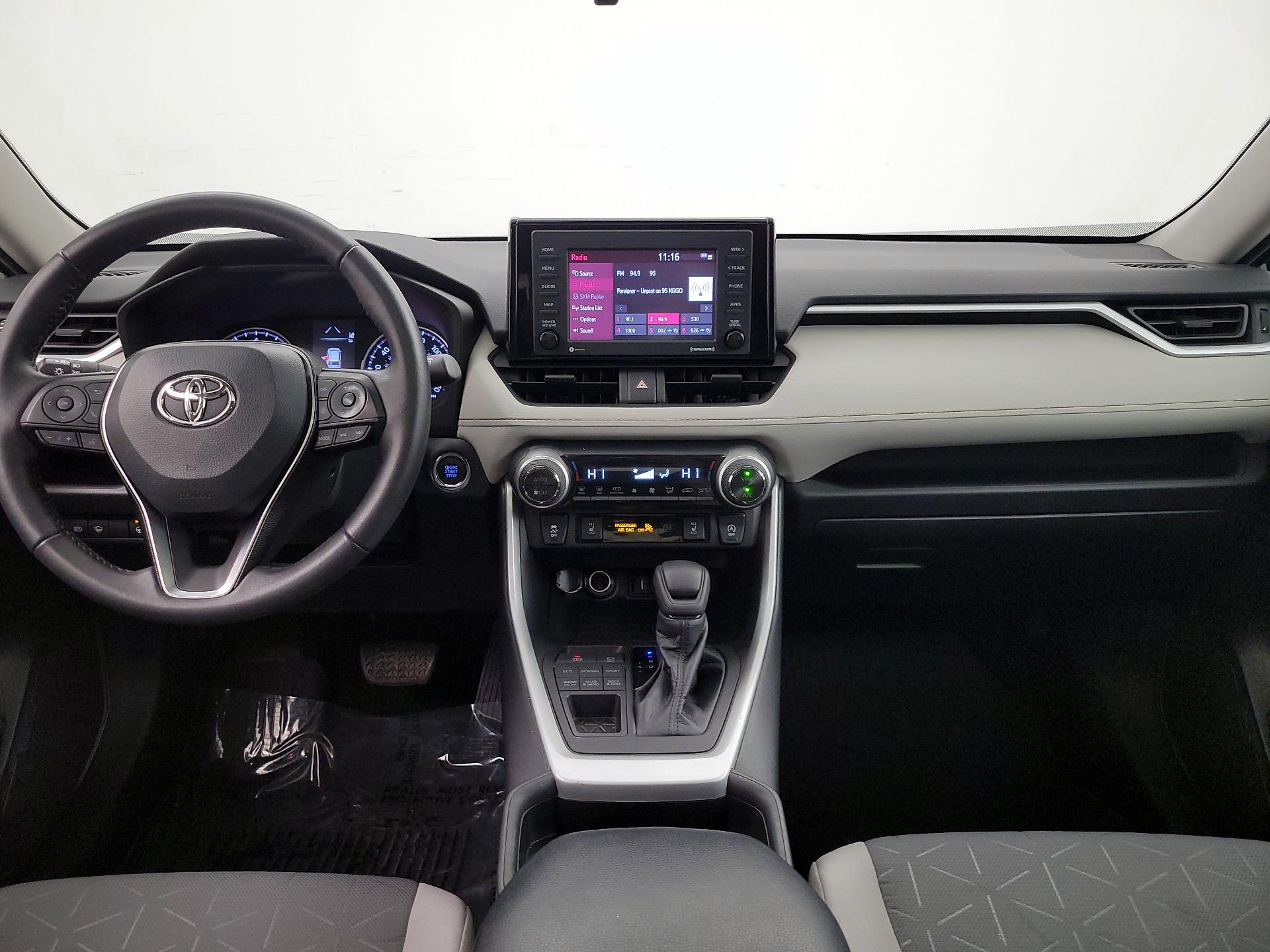 Thumbnail: 2021 Toyota RAV4 - 9