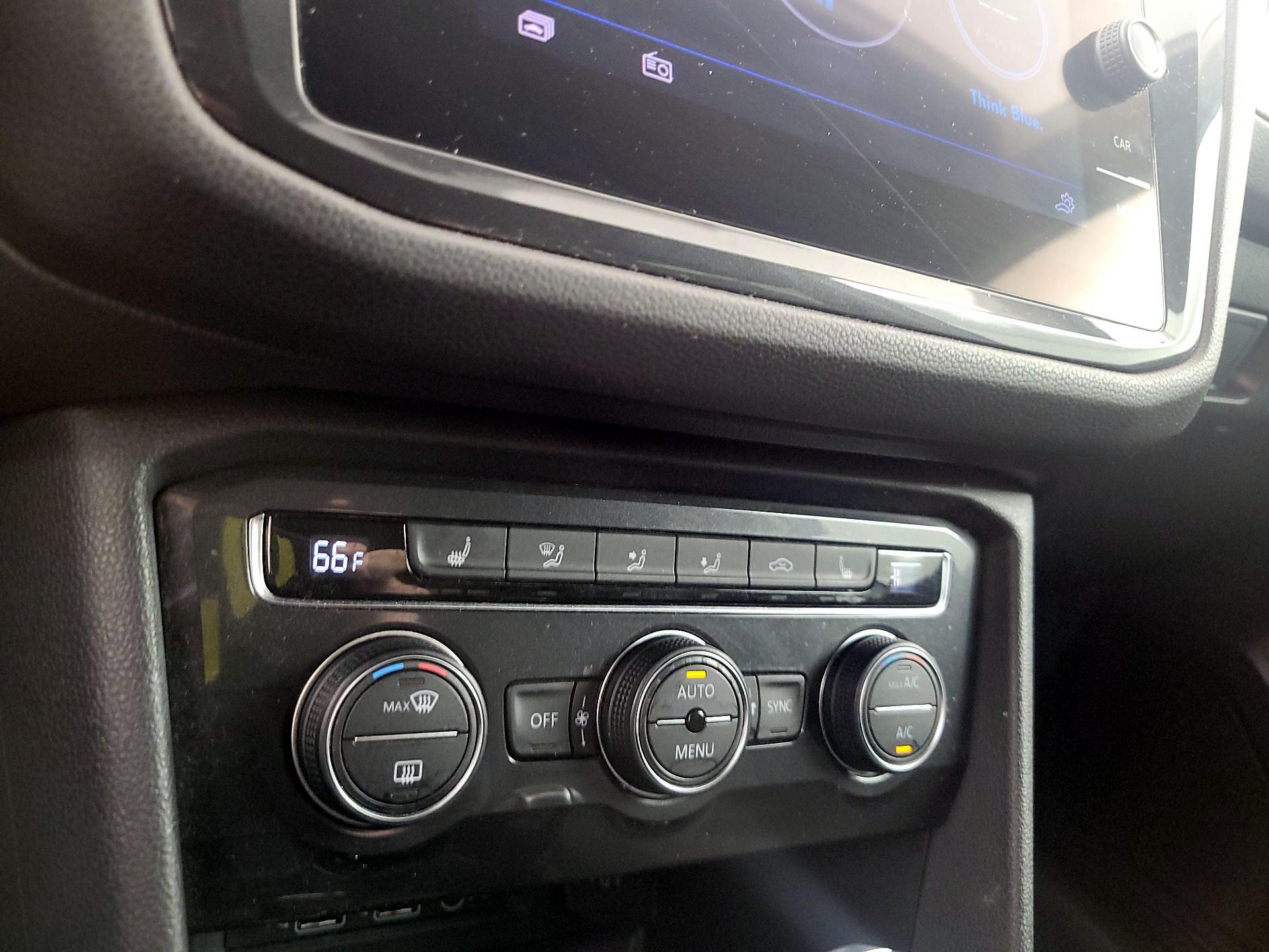 Thumbnail: 2019 Volkswagen Tiguan - 16