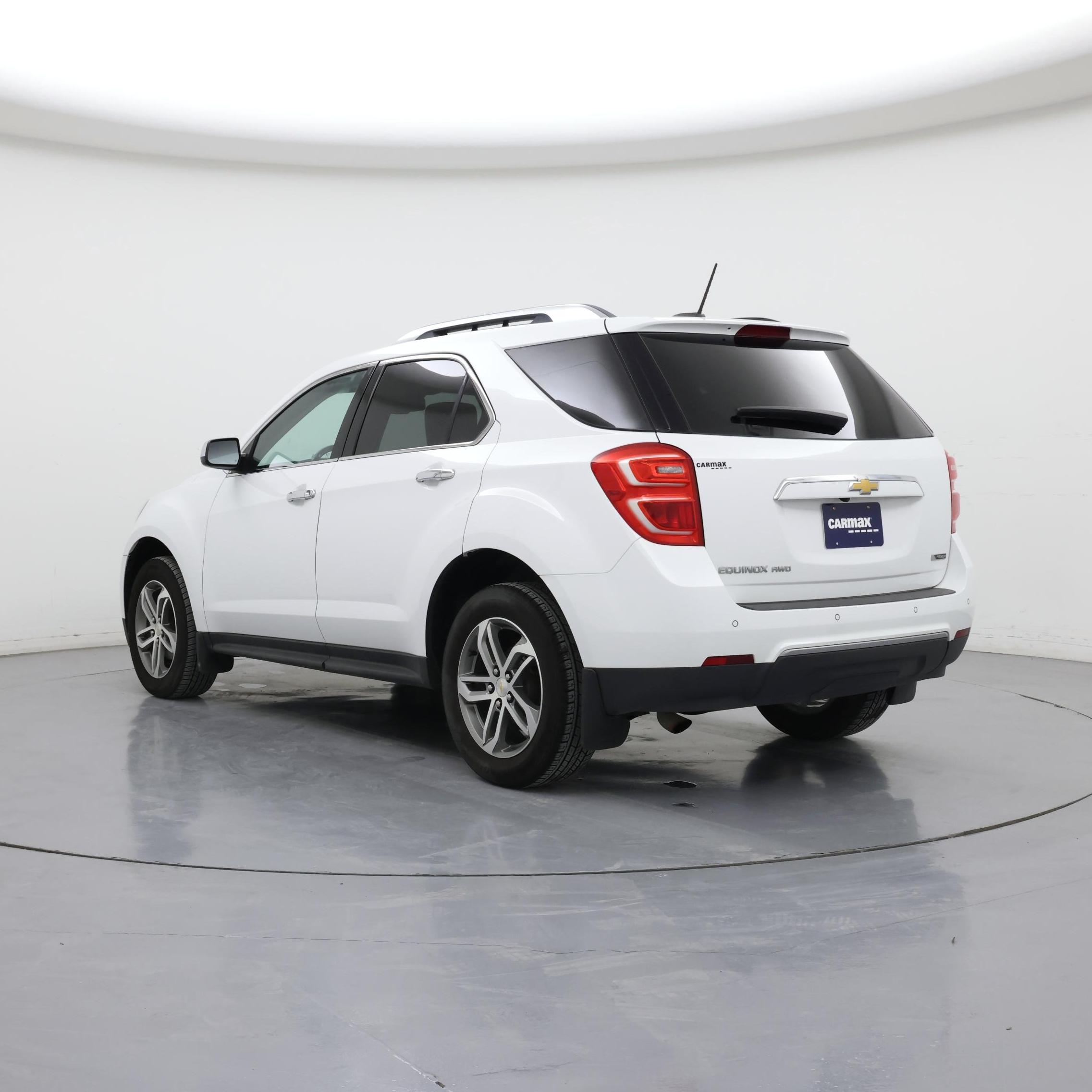 Thumbnail: 2017 Chevrolet Equinox - 2