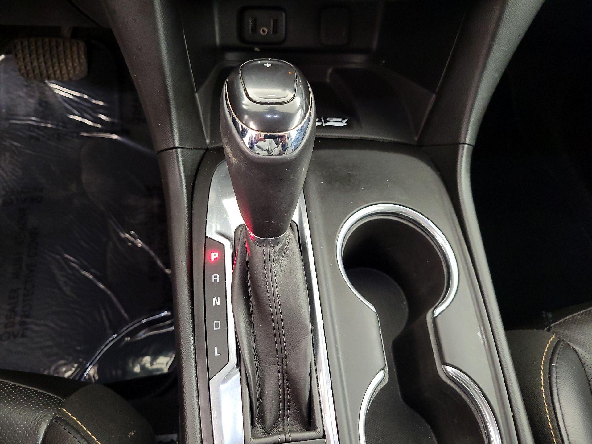 Thumbnail: 2018 Chevrolet Equinox - 18