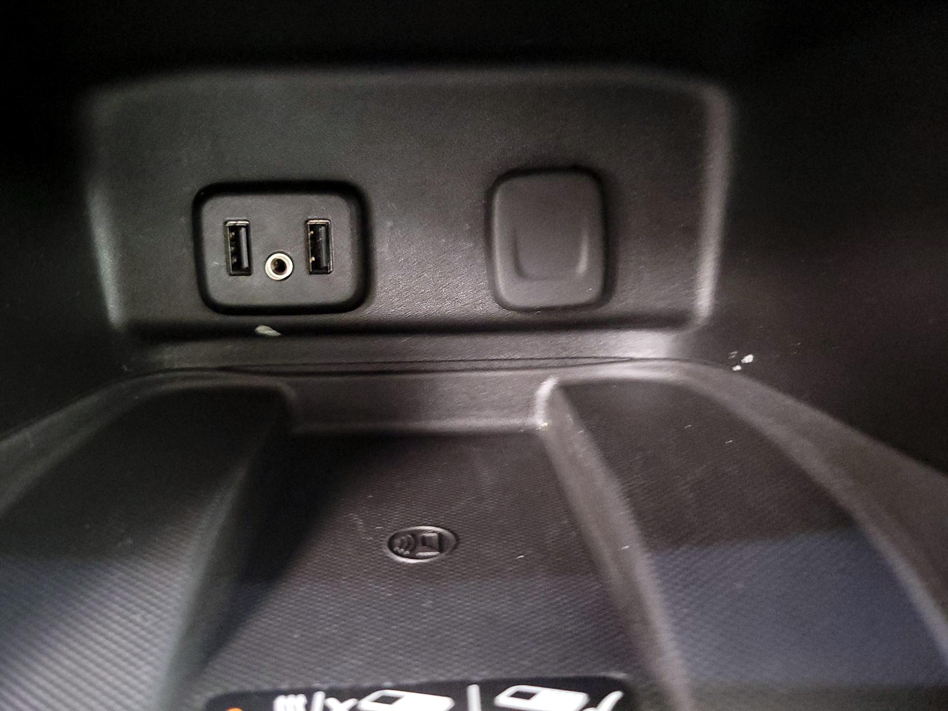 Thumbnail: 2018 Chevrolet Equinox - 19