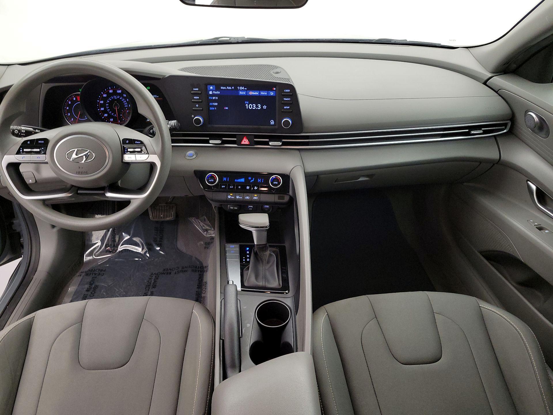 Thumbnail: 2021 Hyundai Elantra - 9