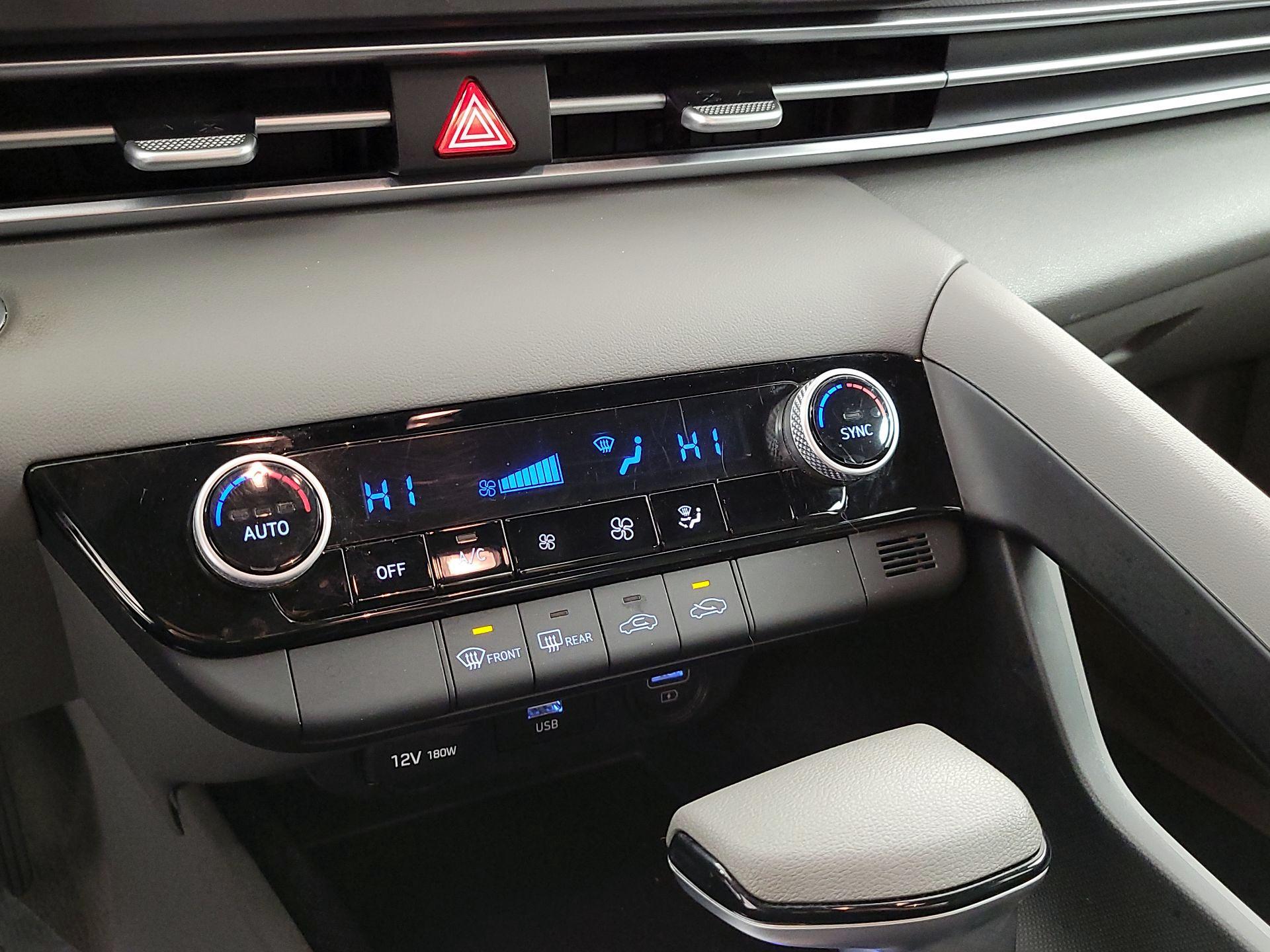 Thumbnail: 2021 Hyundai Elantra - 16