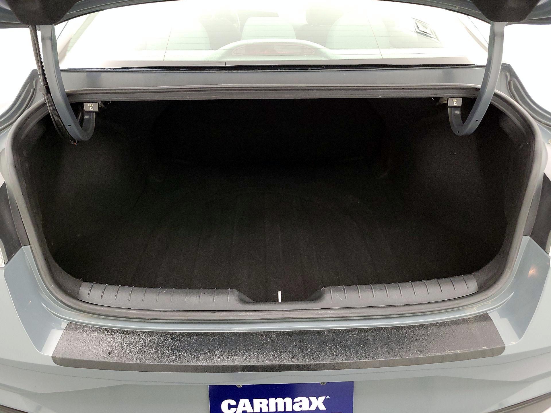 Thumbnail: 2021 Hyundai Elantra - 20