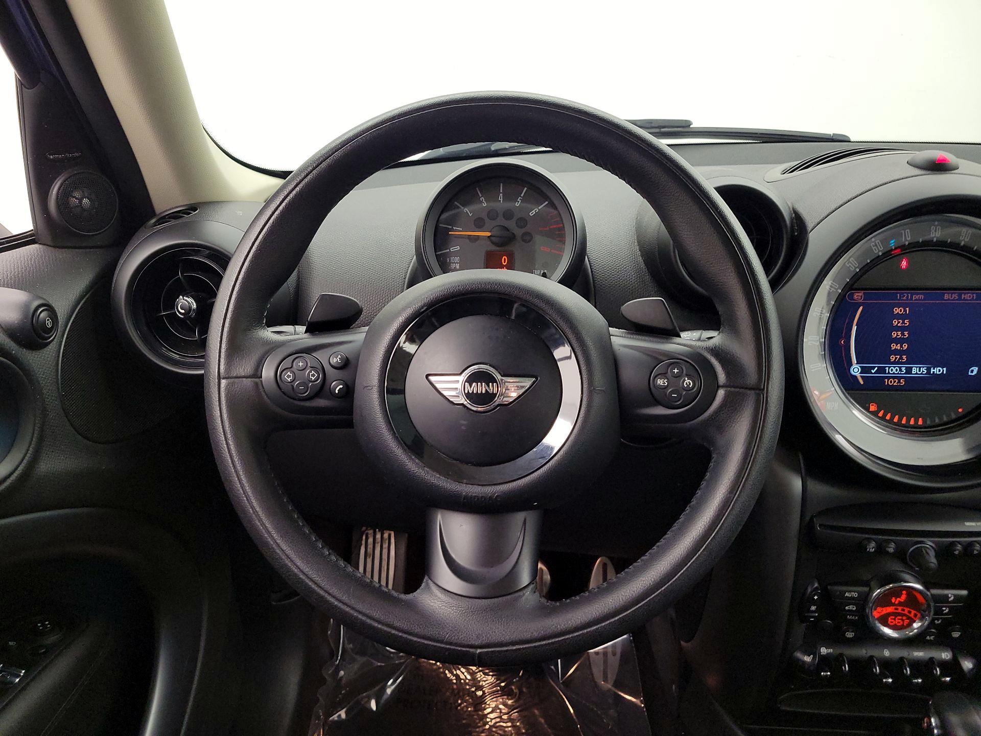 Thumbnail: 2016 MINI Cooper Countryman - 10