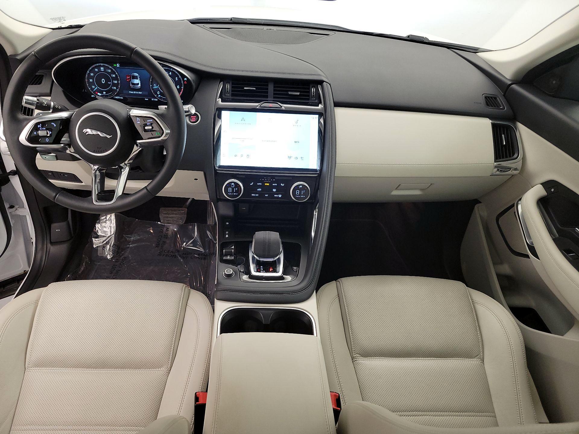 Thumbnail: 2022 Jaguar E-Pace - 9