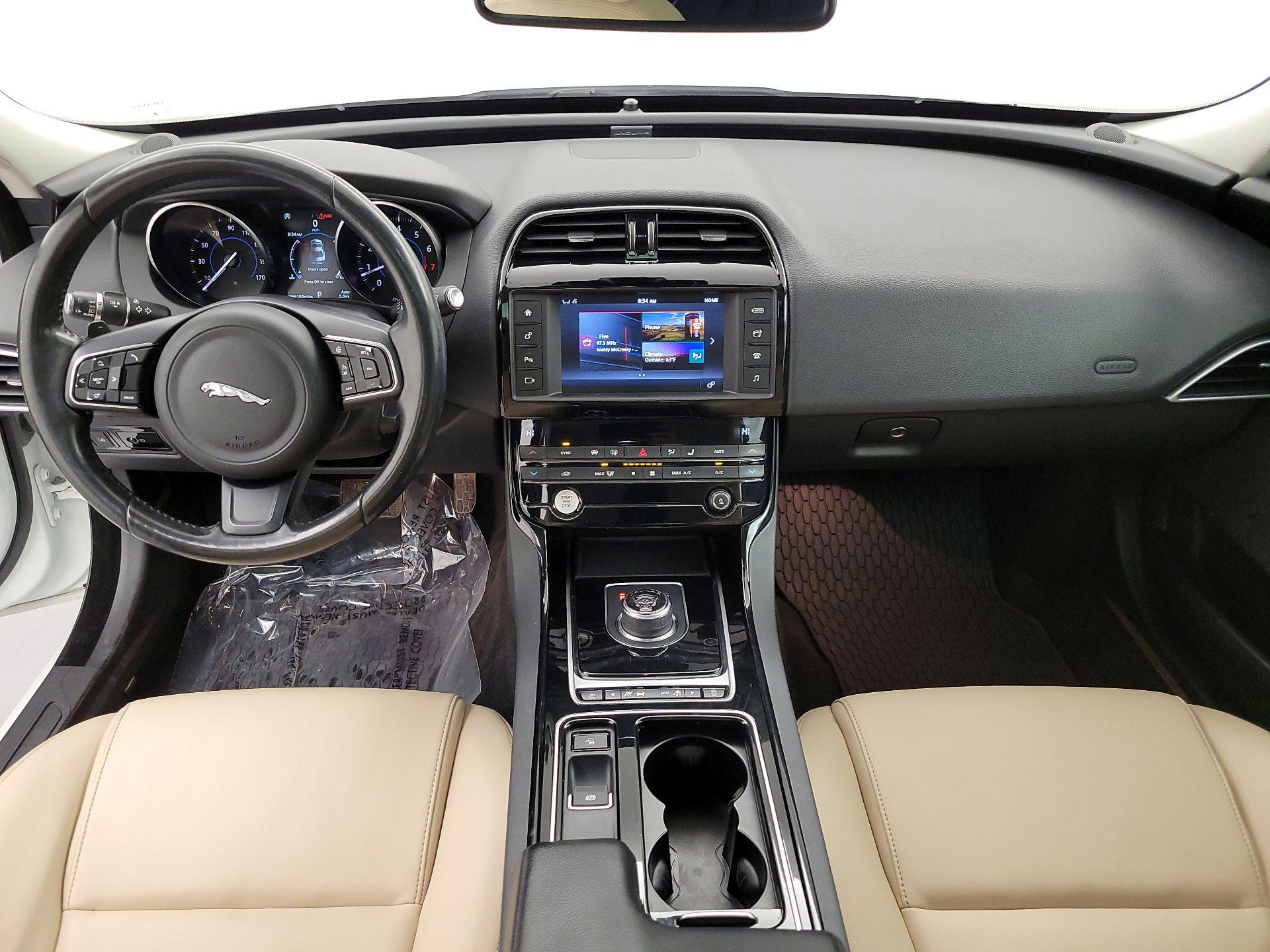 Thumbnail: 2018 Jaguar XE - 9