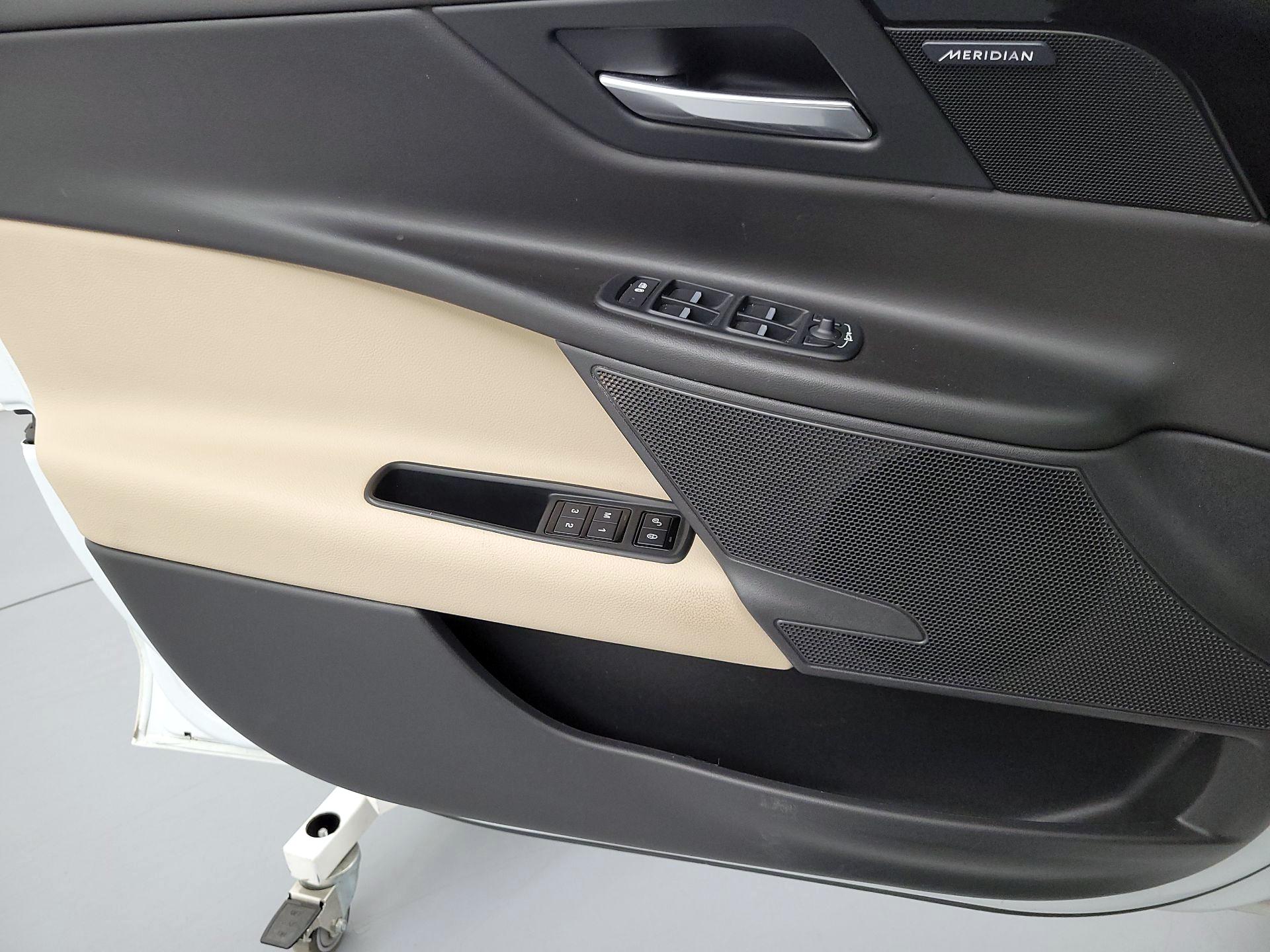 Thumbnail: 2018 Jaguar XE - 12