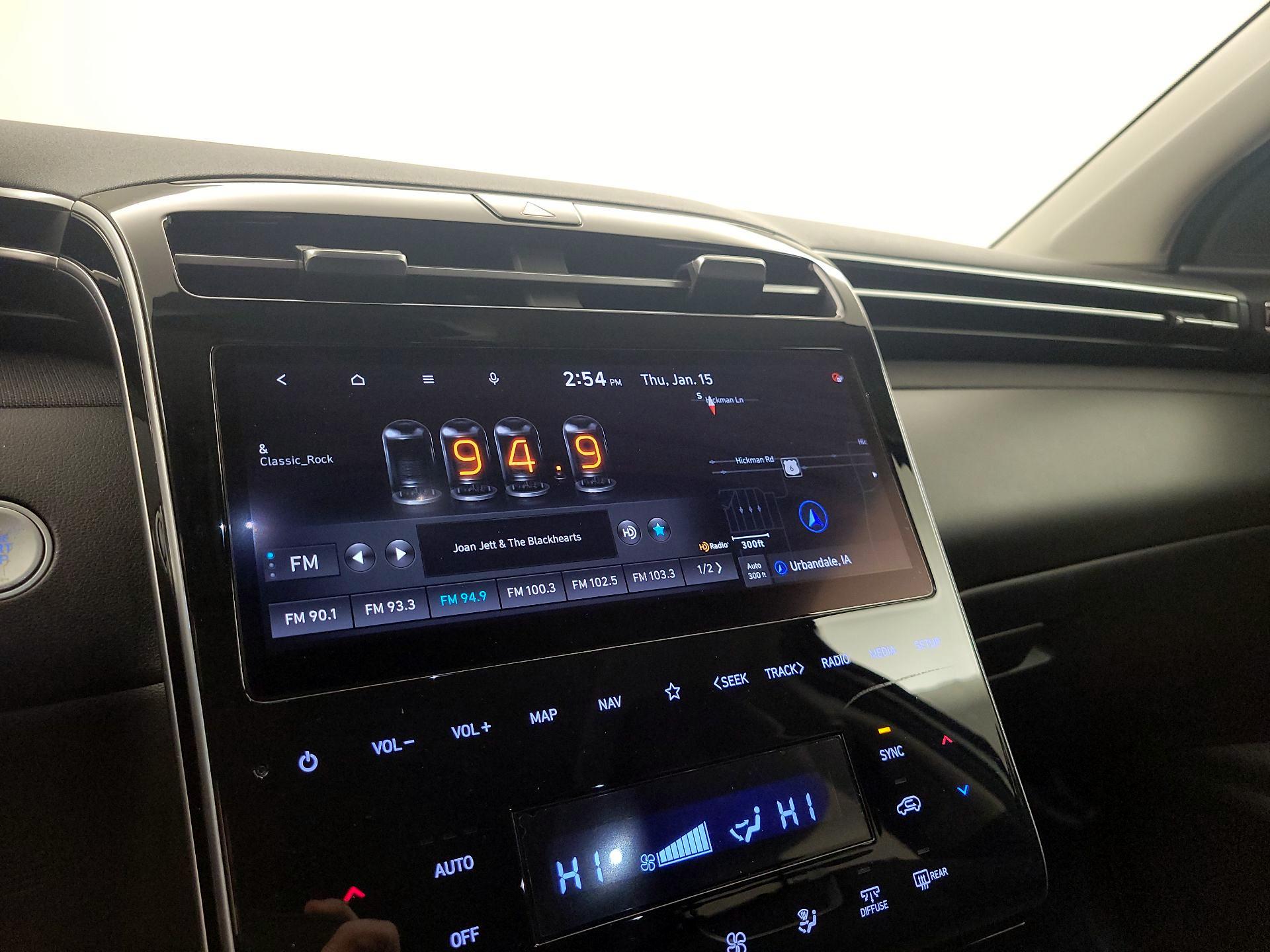 Thumbnail: 2022 Hyundai Tucson - 16