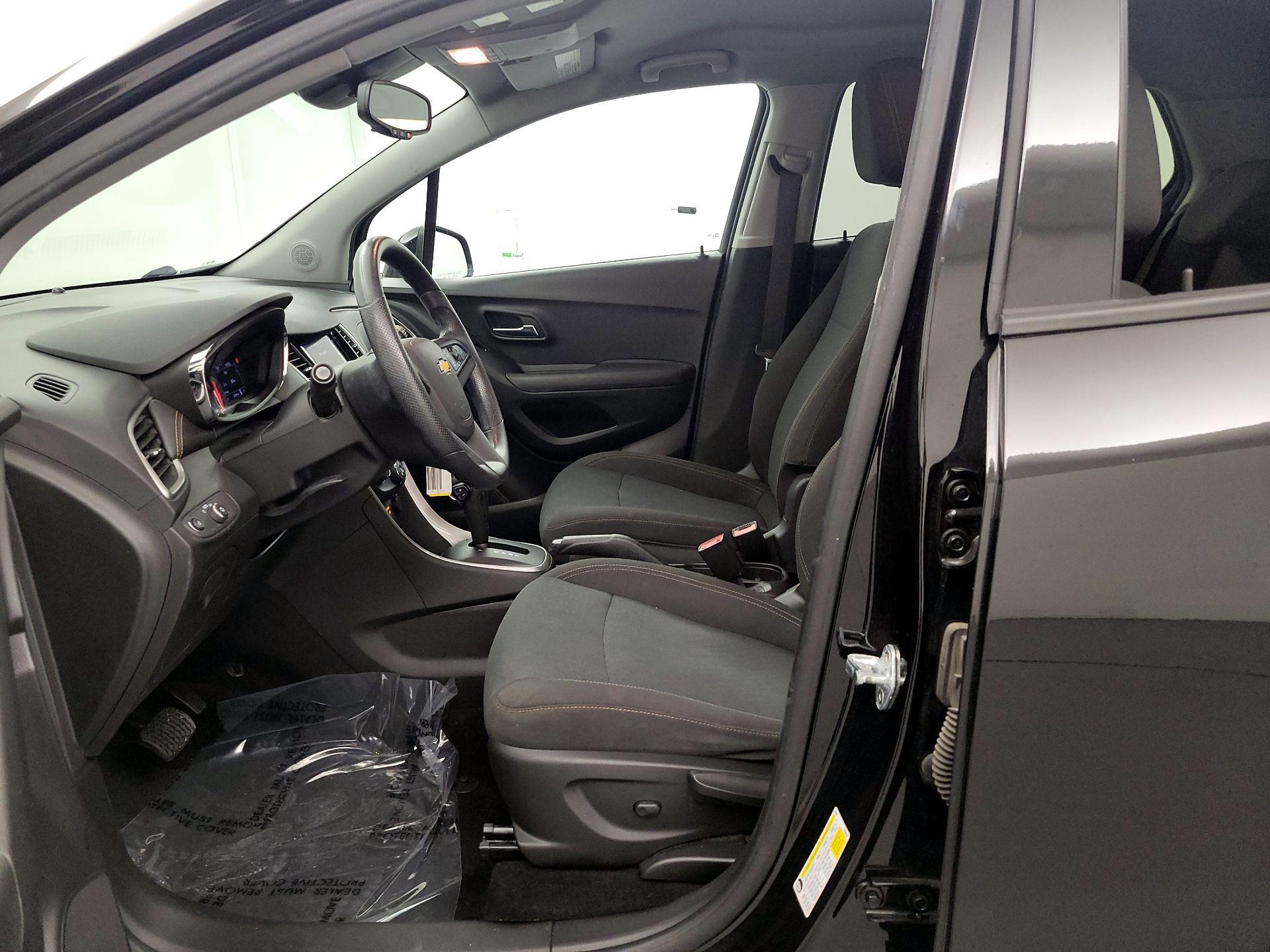 Thumbnail: 2020 Chevrolet Trax - 11