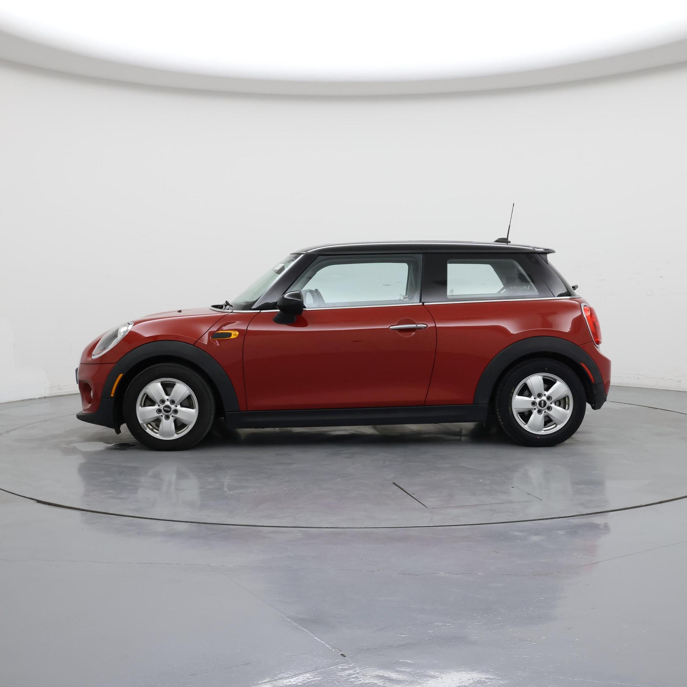 Thumbnail: 2015 MINI Cooper Hardtop - 3