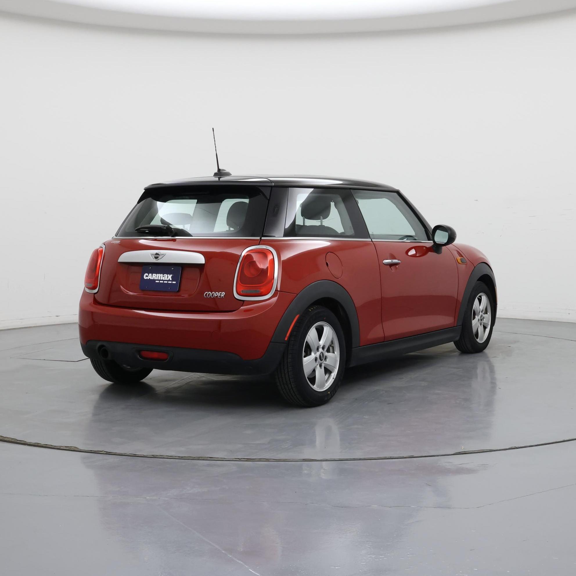 Thumbnail: 2015 MINI Cooper Hardtop - 8