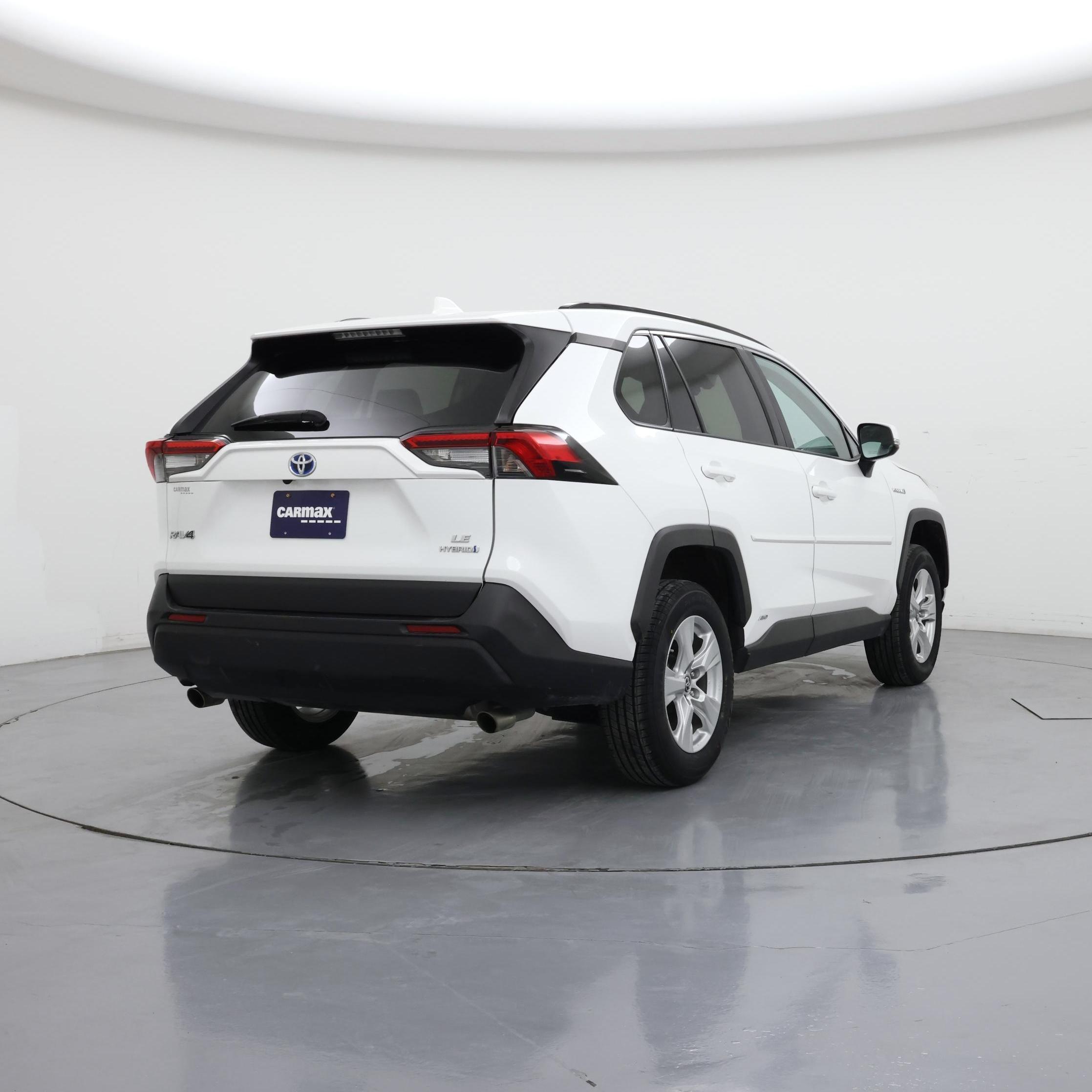 Thumbnail: 2019 Toyota RAV4 - 8